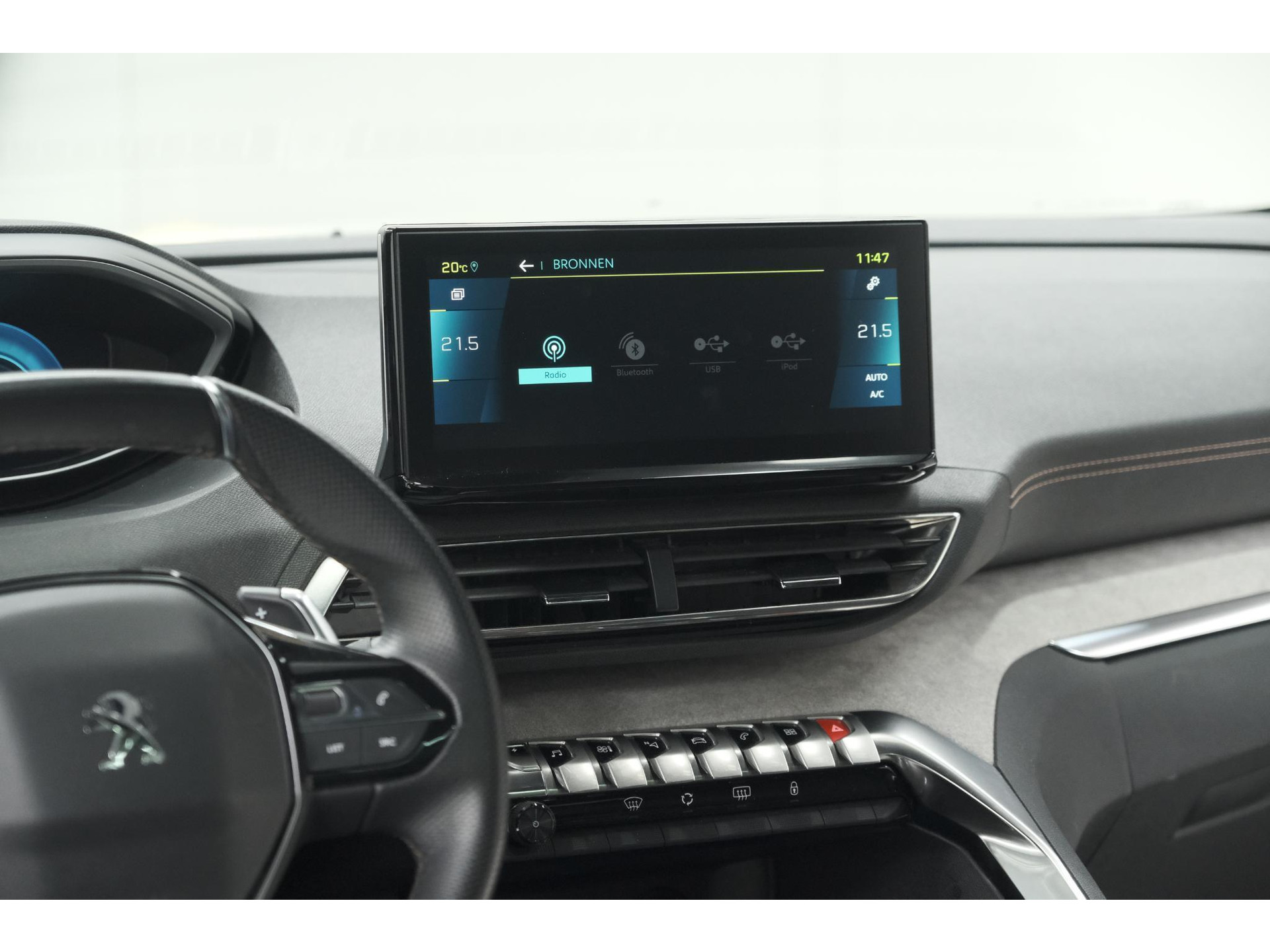 Peugeot 3008 HYbrid4 300 GT | Elektrisch Panoramadak | Dodehoekdetectie | Camera | Navigatie