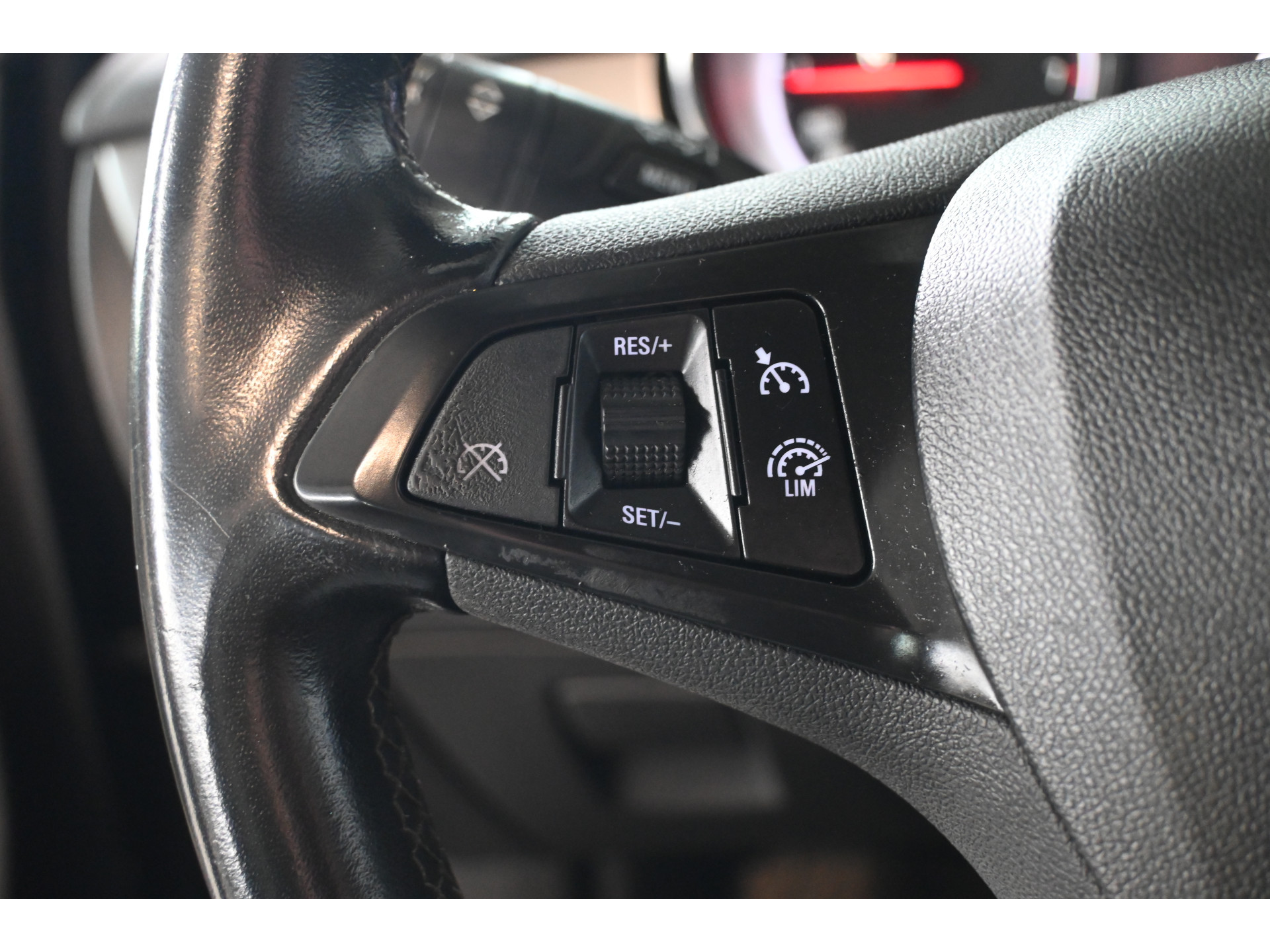 Opel Astra Sports Tourer 1.0 Online Edition Clima Navigatie Cruise Control Rijklaarprijs Inruil Mogelijk!