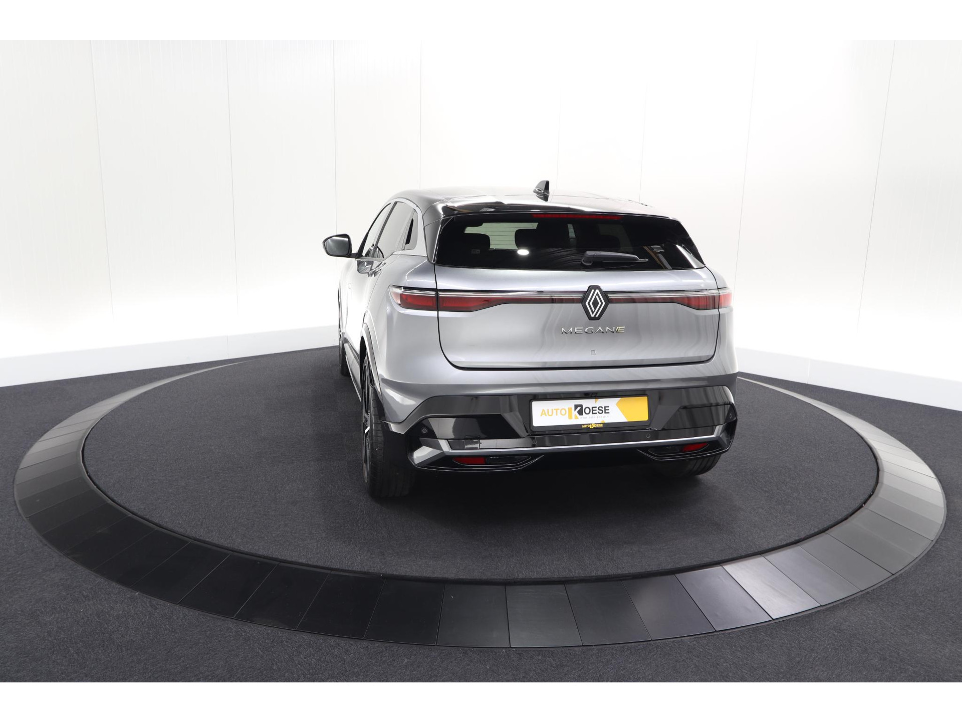 Renault Megane E-Tech EV40 Boost Charge Techno | SOH 95,5% | Camera | Apple Carplay | Parkeersensoren