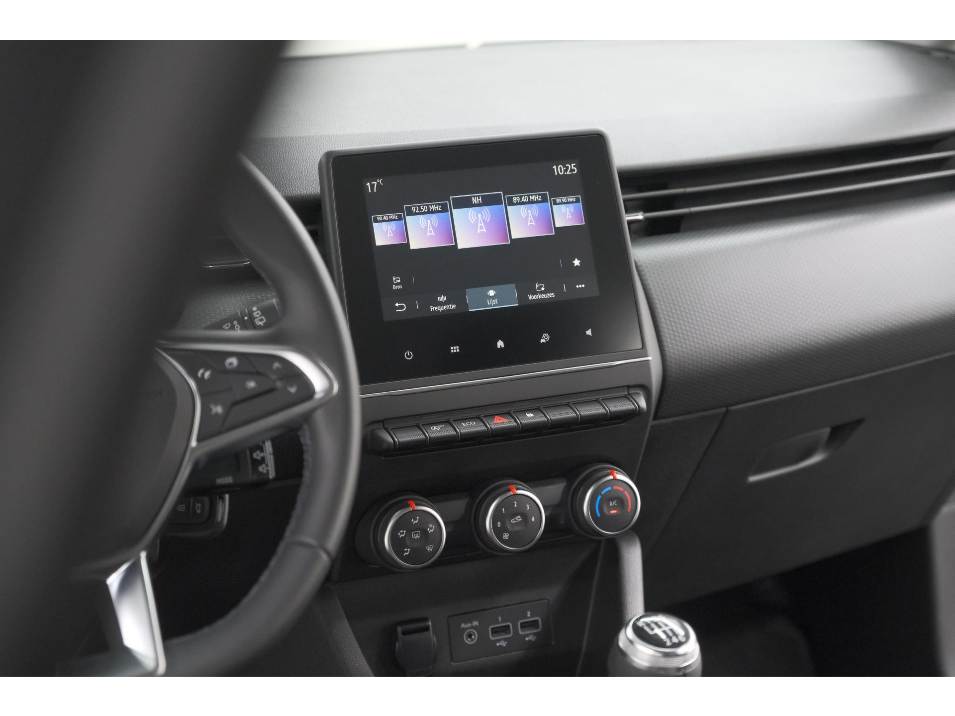 Renault Clio TCe 90 Equilibre | Parkeersensoren | Apple Carplay | Cruise Control | Airco