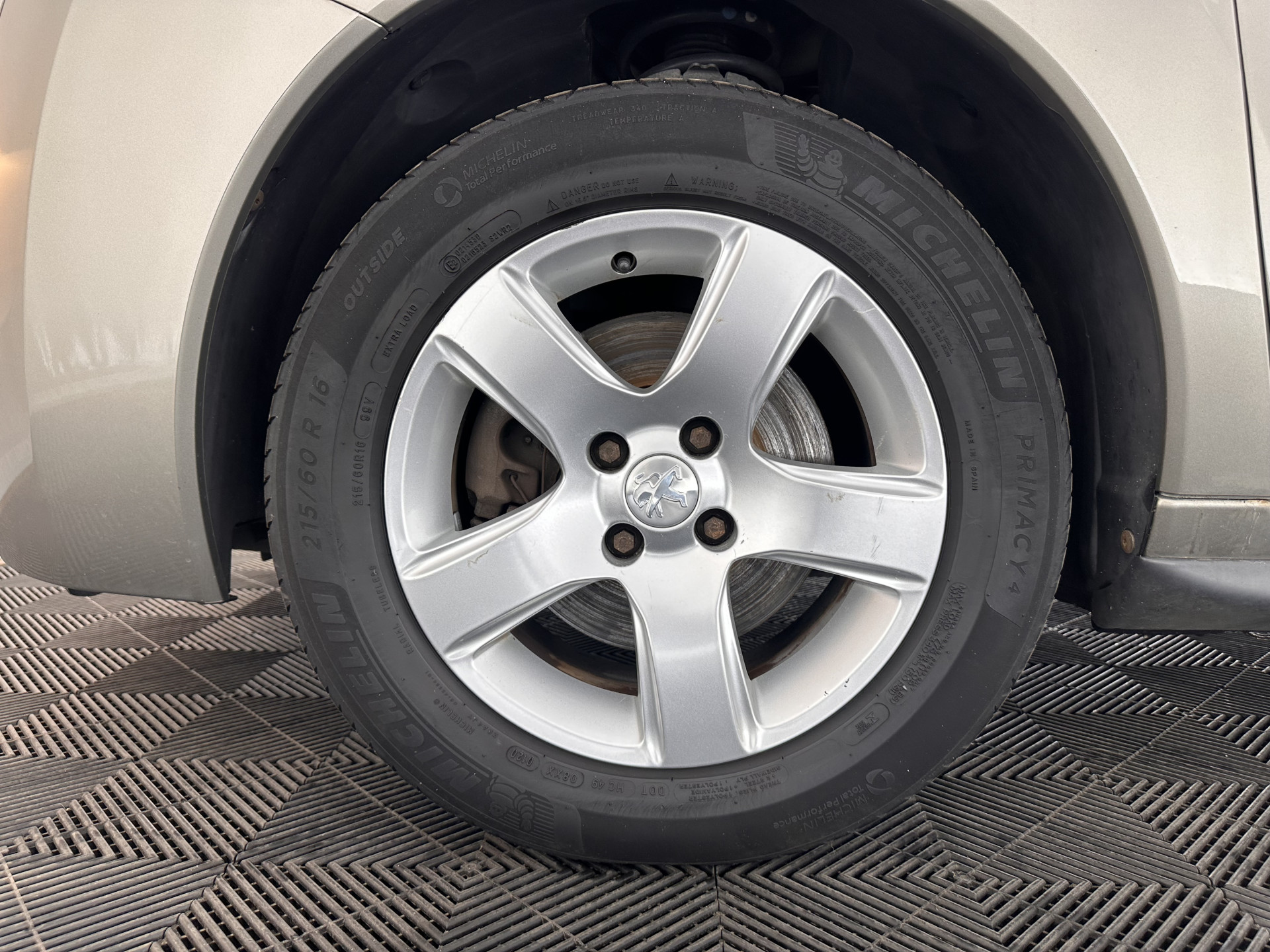 Peugeot 3008 2.0 HDiF HYbrid4 Aut. *NAVI-FULLMAP | COMFORT-SEATS | ECC | SHIFT-PADDLES | PDC | CRUISE | 16''ALU*