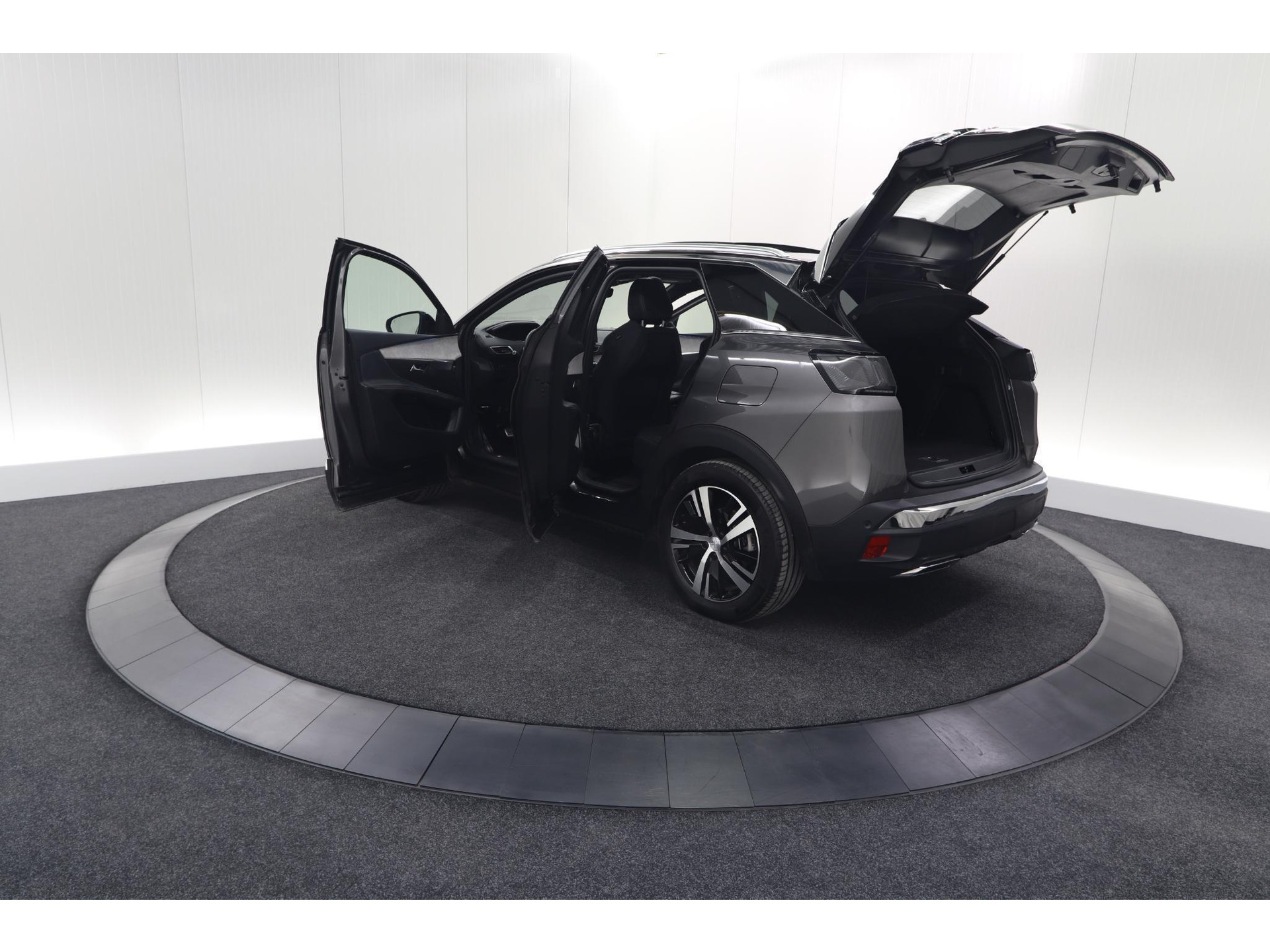 Peugeot 3008 HYbrid4 300 GT | Elektrisch Panoramadak | Dodehoekdetectie | Camera | Navigatie