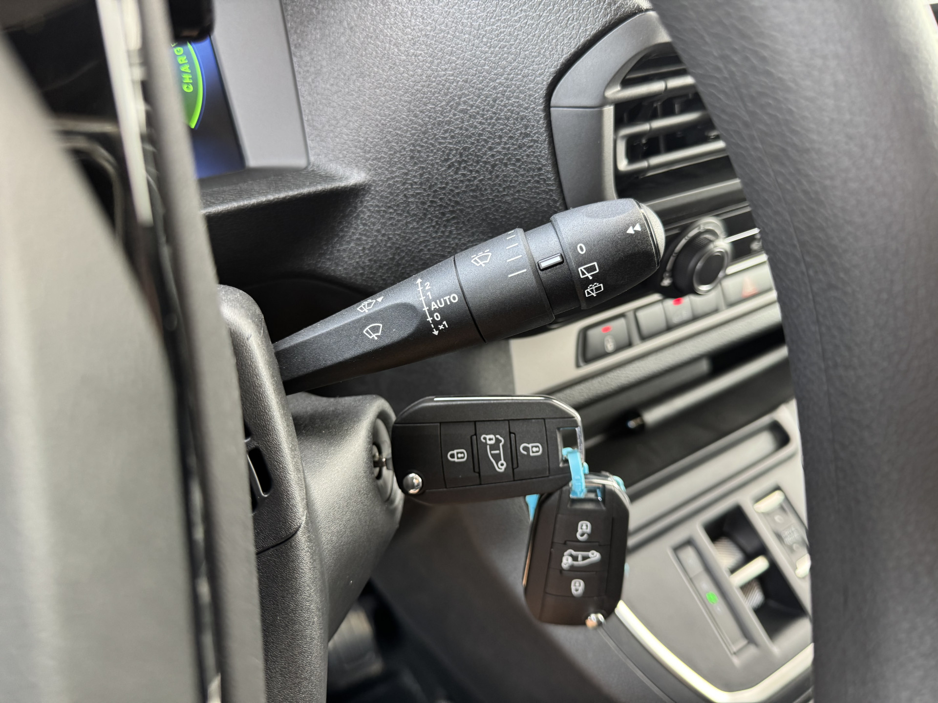 Toyota Proace Electric 75kWh Nieuw! Elektrisch L1 348km WLTP Snelladen Climate Control Cruise Control Camera Parkeersensoren v+a