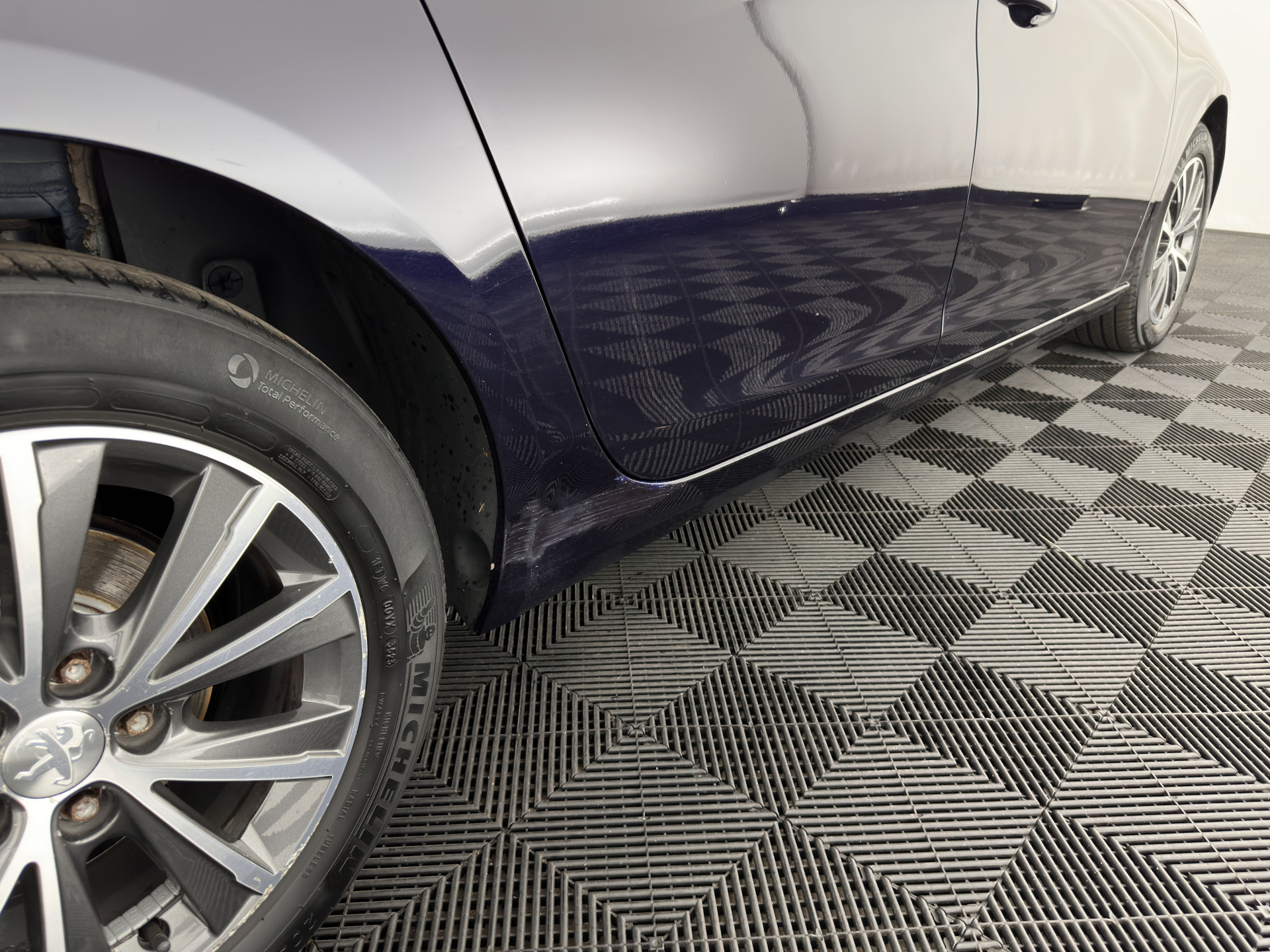 Peugeot 308 SW 1.6 BlueHDI Blue Lease Premium Aut. *PANO | FULL-LED | NAVI-FULLMAP | SPORT-SEATS | PRIVACY-GLASS | ECC | PDC | CRUISE | 16''ALU*