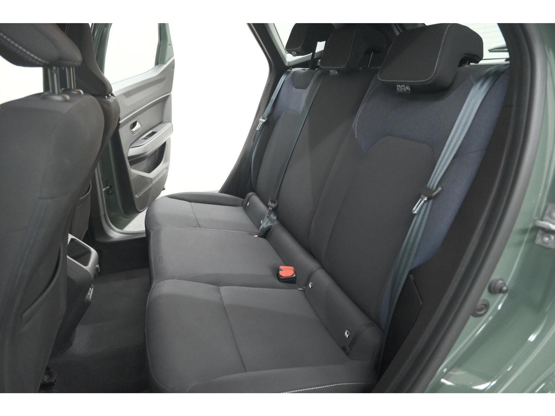 Dacia Duster Mild Hybrid 130 Expression | Camera | Stoelverwarming | Apple Carplay | Navigatie