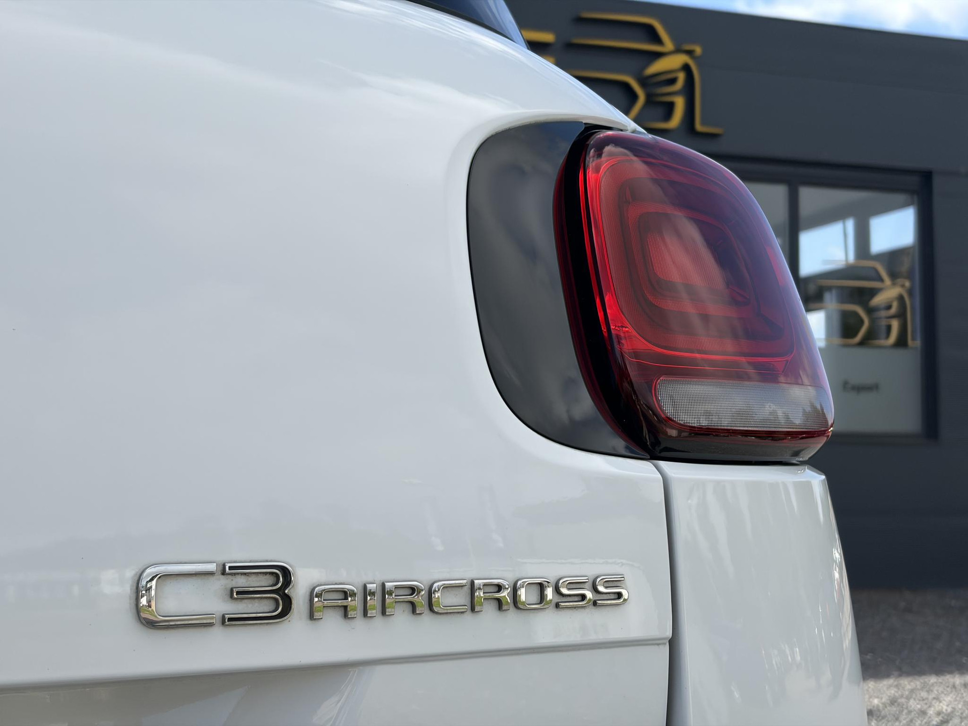 Citroen C3 Aircross 1.2 PureTech Feel ✓1e Eigenaar✓Nieuwe D-riem✓Draadloze telefoonlader✓Carplay✓Navi✓Clima✓Cruise ✓Pdc✓Lm velgen✓Net beurt gehad✓Rijstrooksensor✓N.A.P✓Apk tot 09-2027