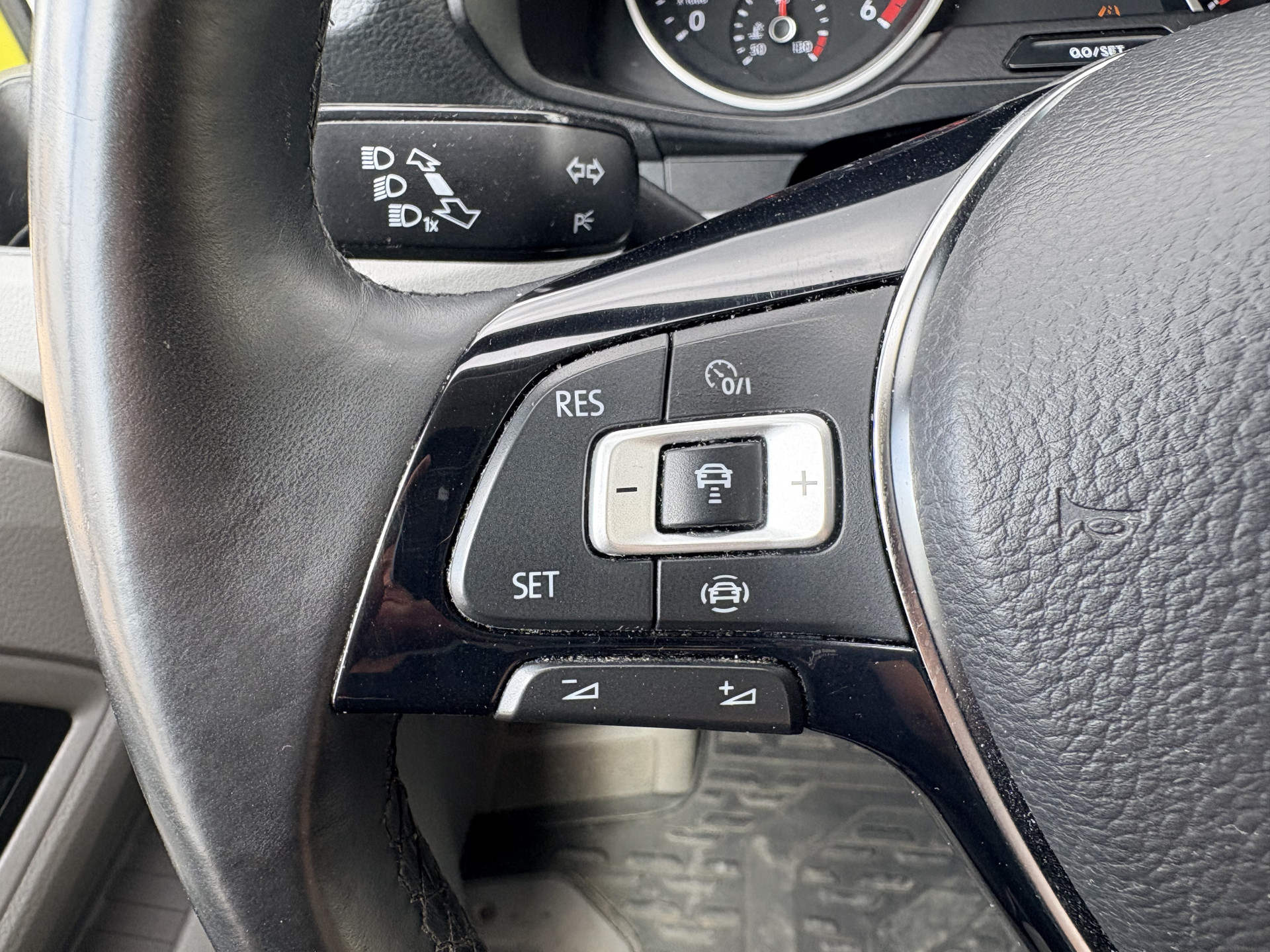 Volkswagen Crafter 2.0 TDI 177PK Ambulance L3H3 Automaat ACC Climate Control Stroompunten Laadruimte Parkeersensoren
