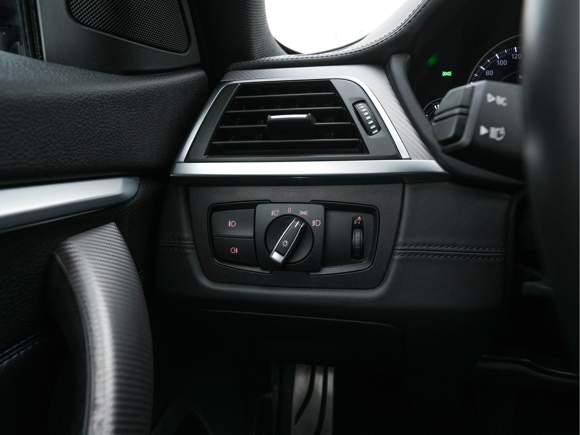 BMW 4-serie Gran Coupé 420i M-Sportpack High Executive Edition (INCL-BTW) Aut. *LEATHER | FULL-LED | DIGI-COCKPIT | HIFI-SOUND | HEATED-SPORTSEATS | DAB+ | CAMERA | SHIFTPADDLES | PRIVACYGLASS | HEAD-UP | TOWBAR | KEYLESS | CARBON-INLAY | 19''ALU*