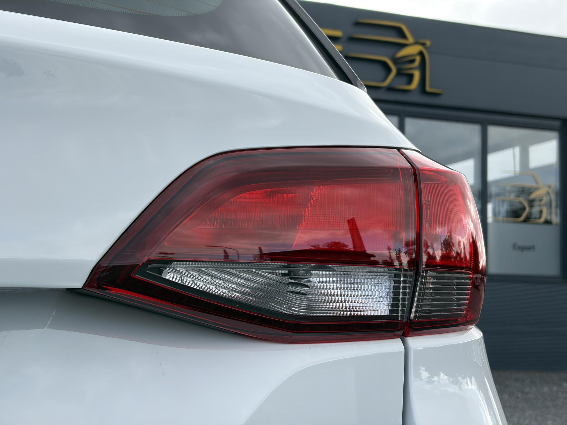 Opel Astra Sports Tourer 1.2 Edition ✓Camera ✓110pk✓2e Eigenaar✓Carplay✓Navi✓Airco✓Cruise✓Pdc✓LED koplampen✓N.A.P.✓6 Bak✓Pdc V+A✓Lm velgen✓Dakdragers ✓Comfortstoelen✓Bj 11-2020✓Apk tot 07-2028