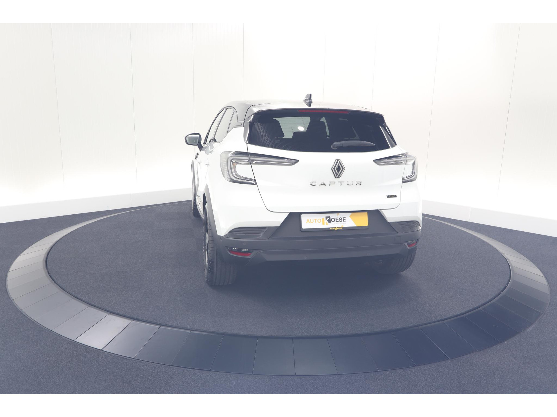 Renault Captur 1.8 E-Tech Full Hybrid 160 Techno | Camera | Winterpakket | Adaptieve Cruise Control | Apple Carplay