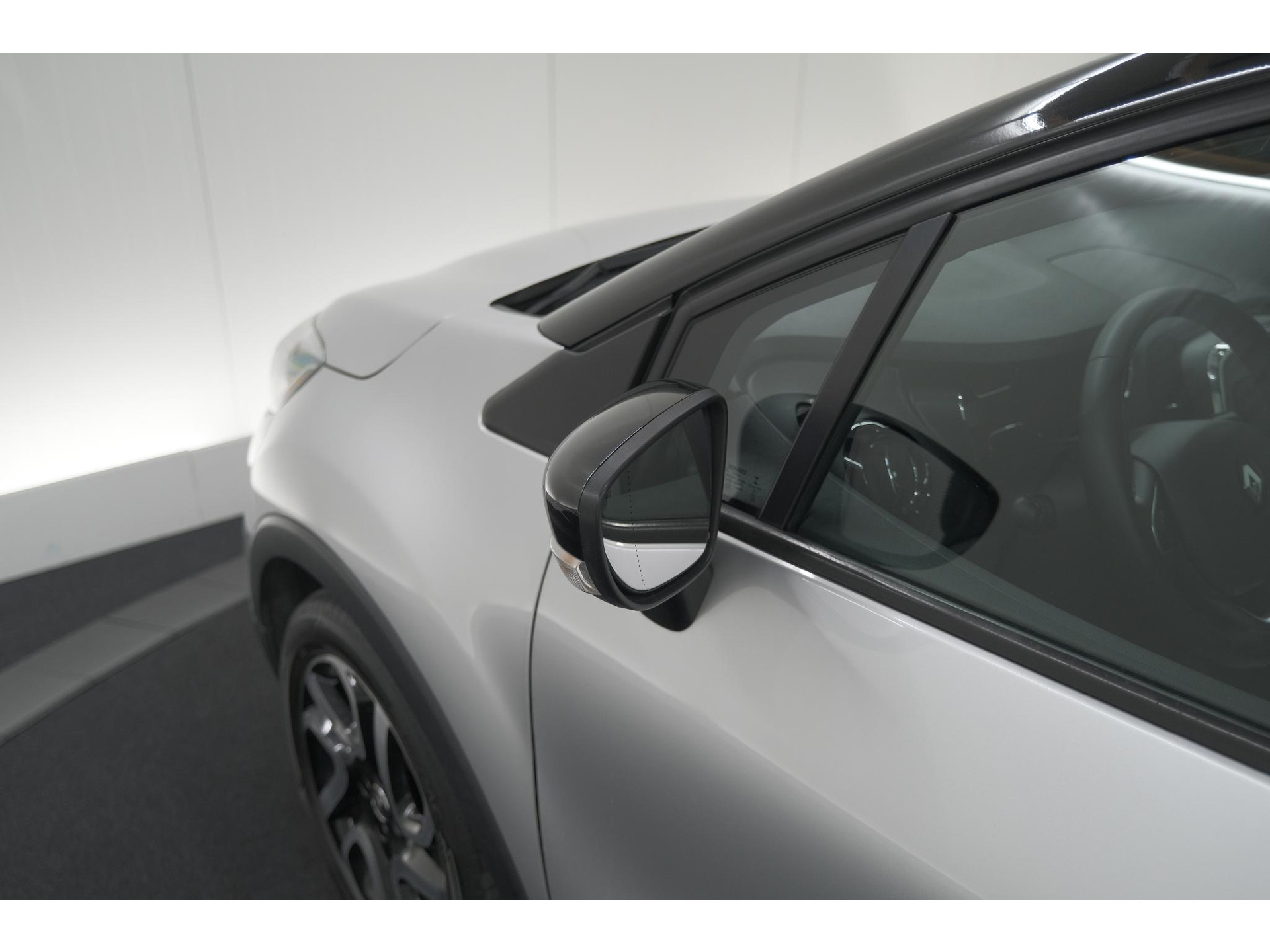 Renault Captur TCe 120 EDC Dynamique | Trekhaak | Camera | Climate Control | Navigatie
