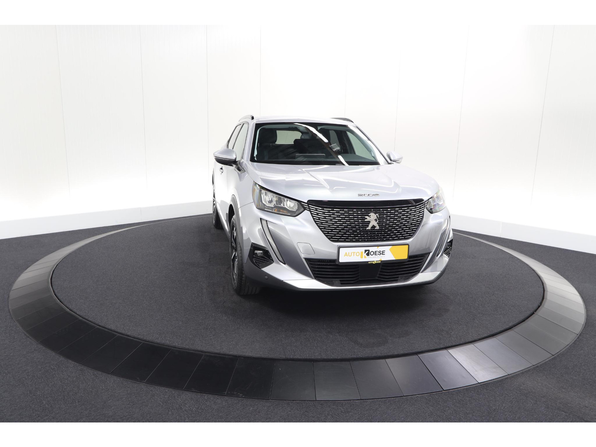 Peugeot 2008 PureTech 130 EAT8 Allure | Trekhaak Afneembaar | Camera | Navigatie | Parkeersensoren