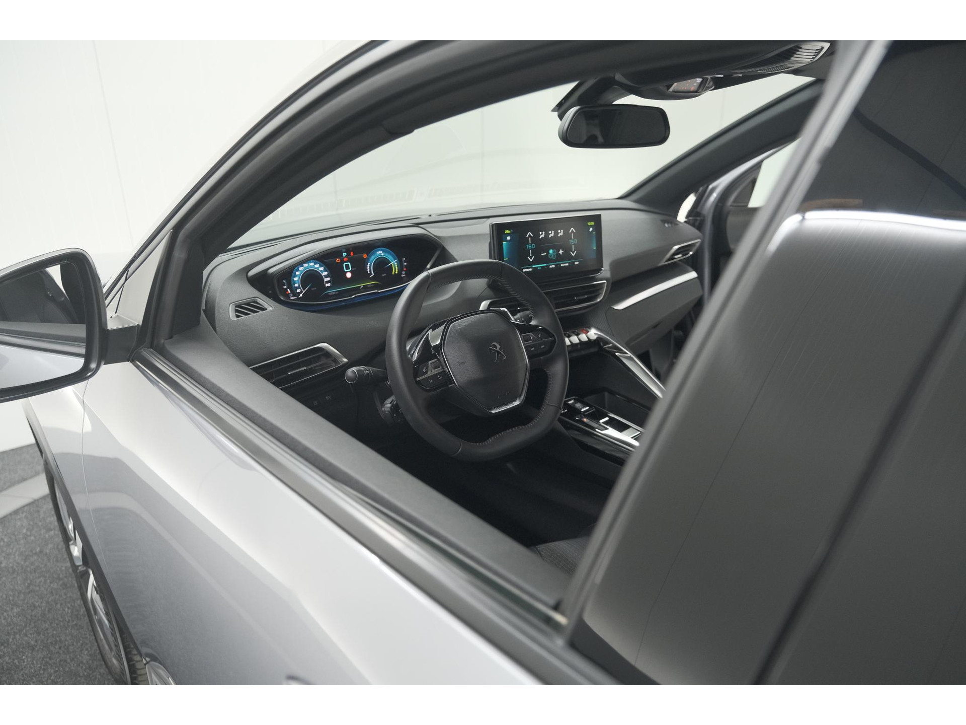 Peugeot 3008 1.6 HYbrid 225 Allure Pack Business | Camera | Navigatie | Apple Carplay | Parkeersensoren