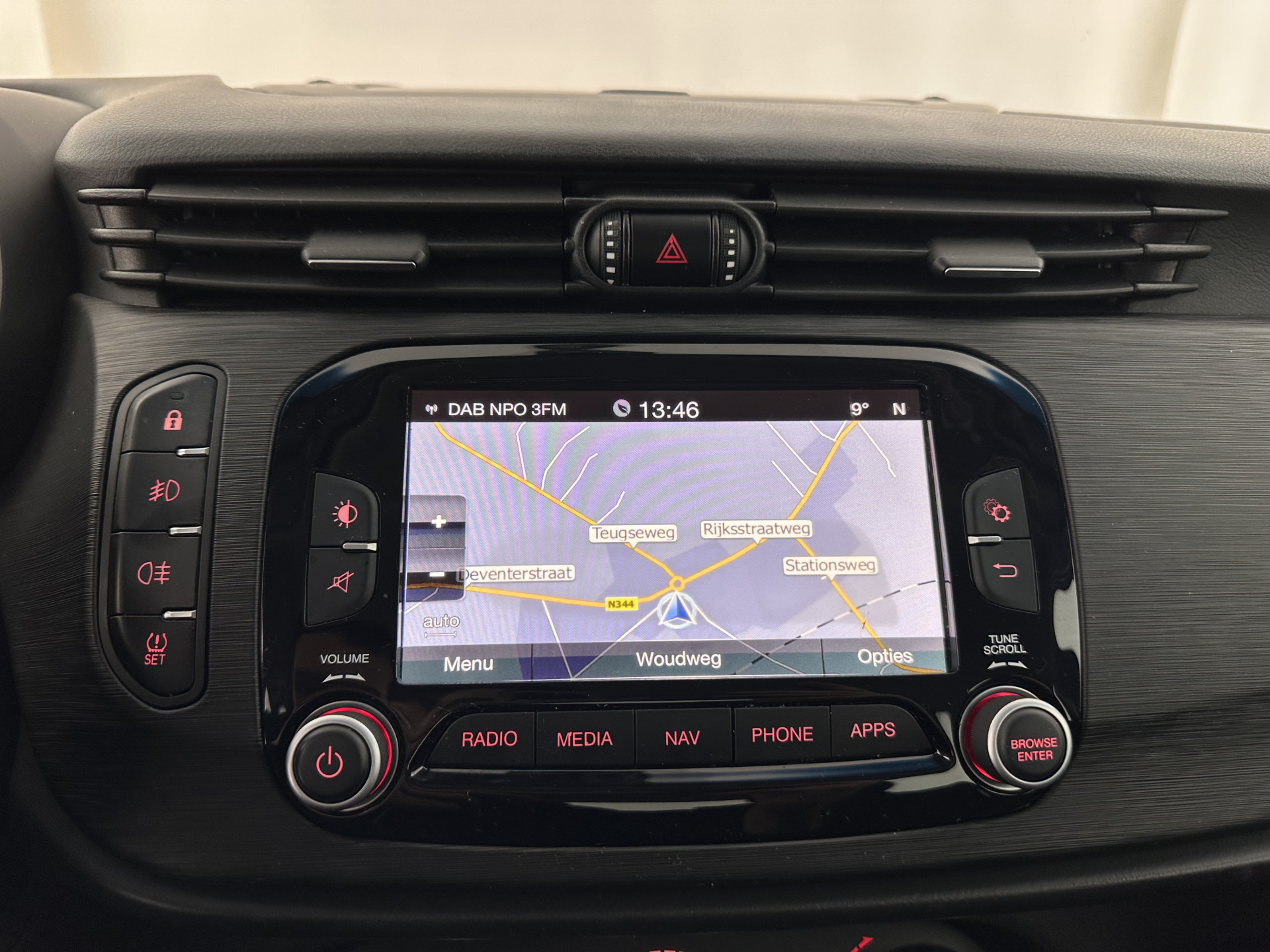 Alfa Romeo Giulietta 1.6 JTDm Super Aut. *NAVI-FULLMAP | SPORTSEATS | SHIFTPADDLES | ECC | PDC | CRUISE | 18''ALU*