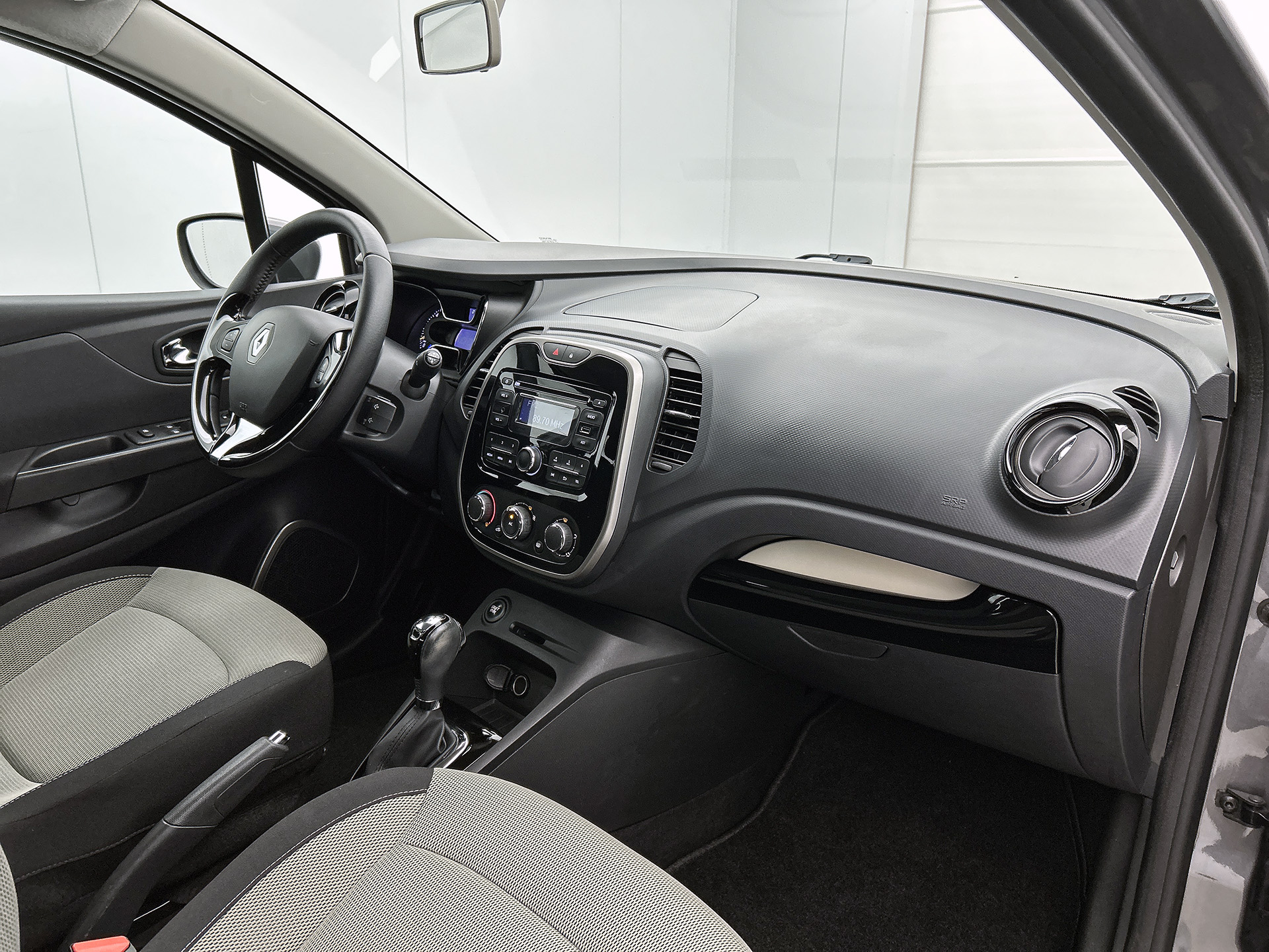 Renault Captur TCe 120PK Expression | Parkeersensoren