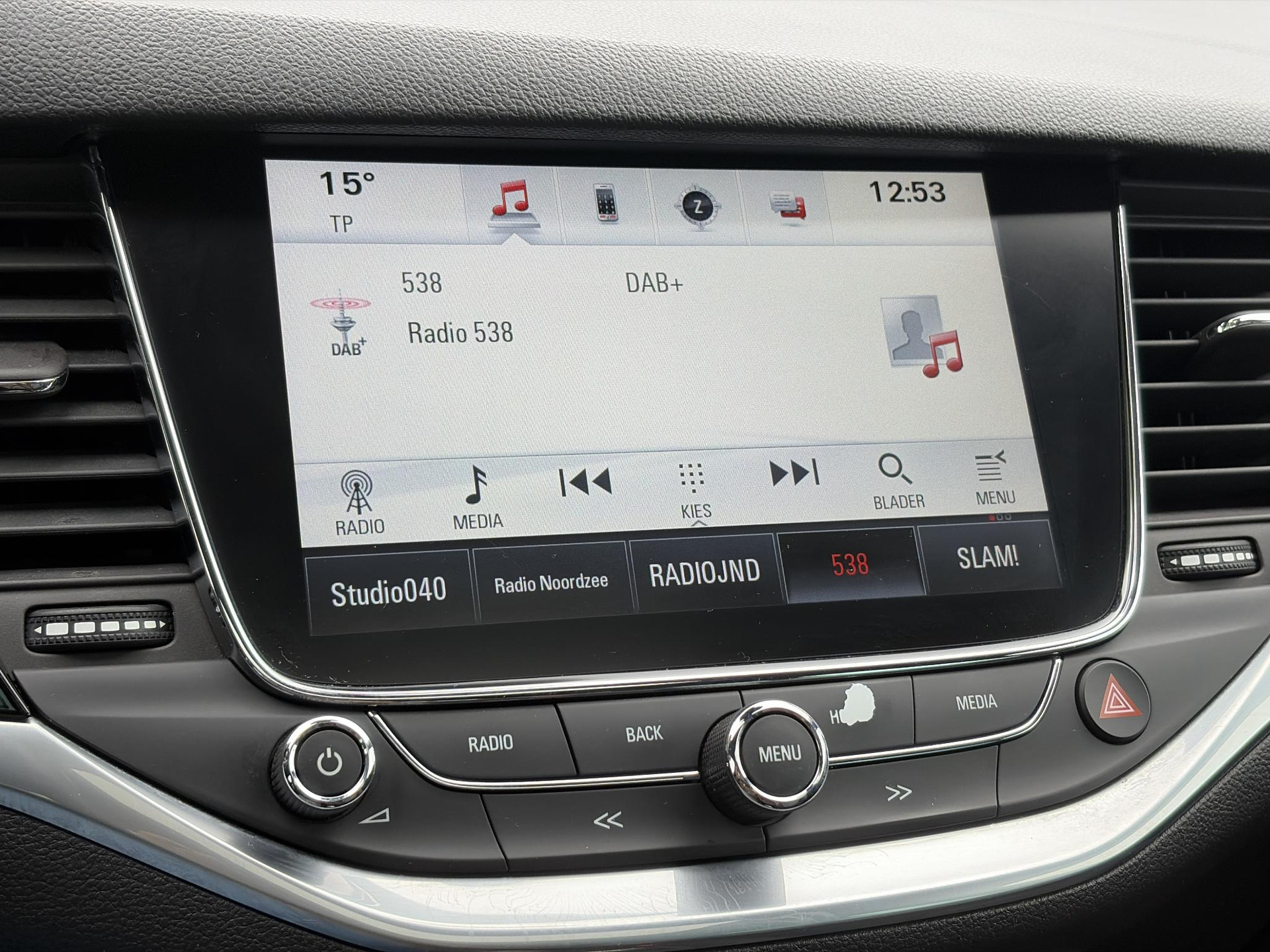 Opel Astra 1.4 Innovation ✓150pk✓Camera✓2e Eigenaar✓Carplay✓Pano✓Stoelverw✓Stuurverw✓Leder✓Navi✓Trekhaak✓Net beurt gehad✓Automaat✓Keyless✓Clima✓Cruise✓Pdc V+A✓105pk✓N.A.P✓17''Lm velgen✓Rijstrooksensor✓Apk tot 09-2027