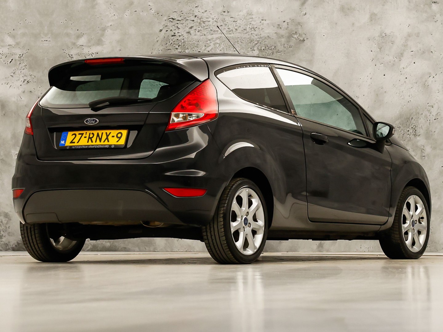 Ford Fiesta 1.25 S-Edition (AIRCO, LM VELGEN, ELEK RAMEN, GETINT GLAS, SPORTSTOELEN, MULTIFUNCTIONEEL STUURWIEL, NIEUWSTAAT)