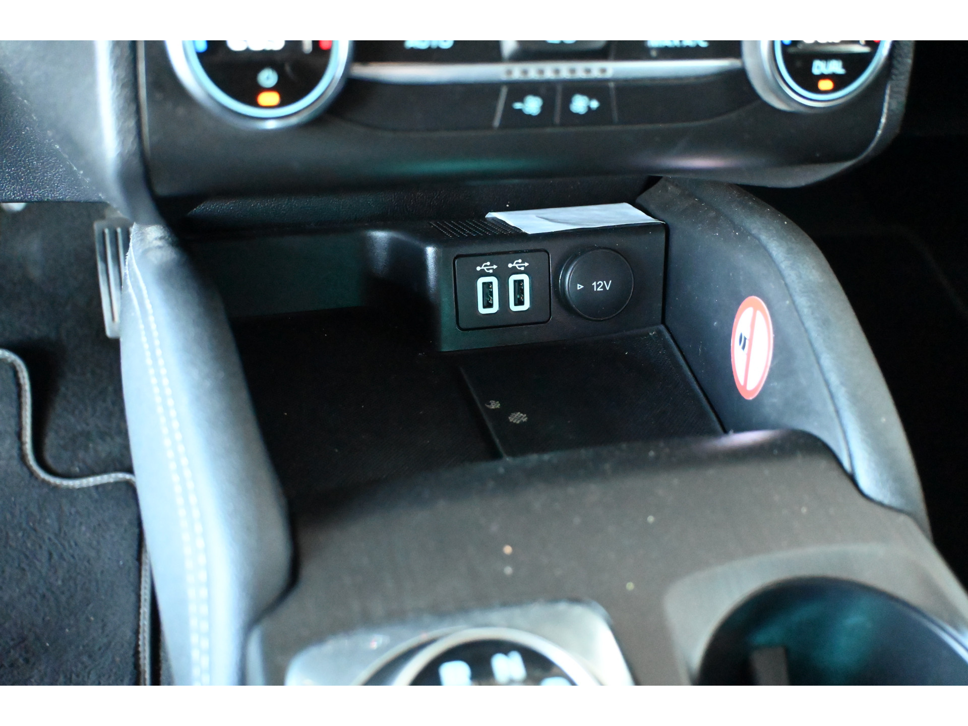 Ford Focus Wagon 1.0 EcoBoost Titanium X Business Clima Navigatie LED 1e Eigenaar Rijklaarprijs! Inruil Mogelijk!