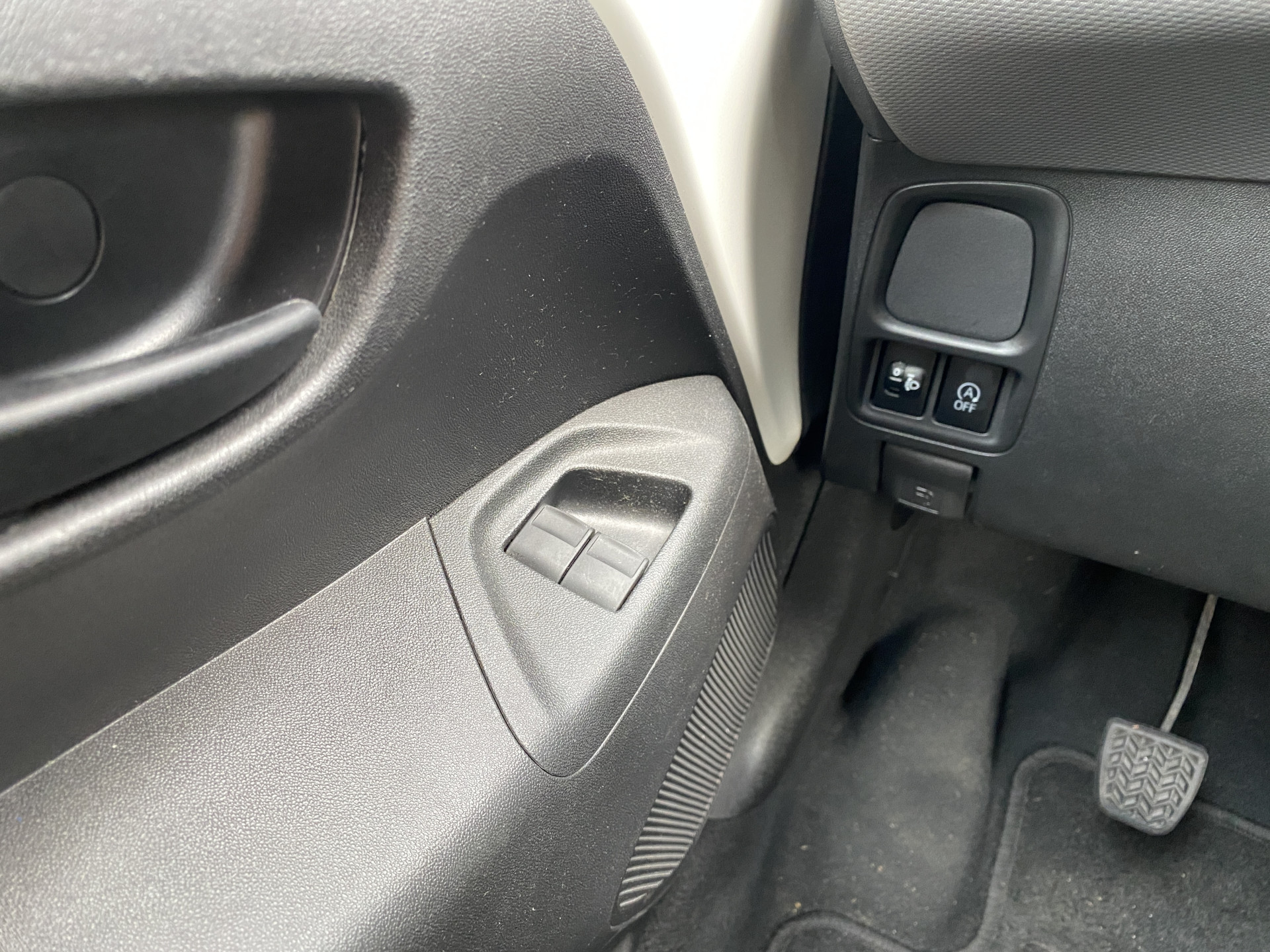 Peugeot 108 1.0 e-VTi Active TOP! | airco | bluetooth | led verlichting | elektrisch pakket | BTW auto