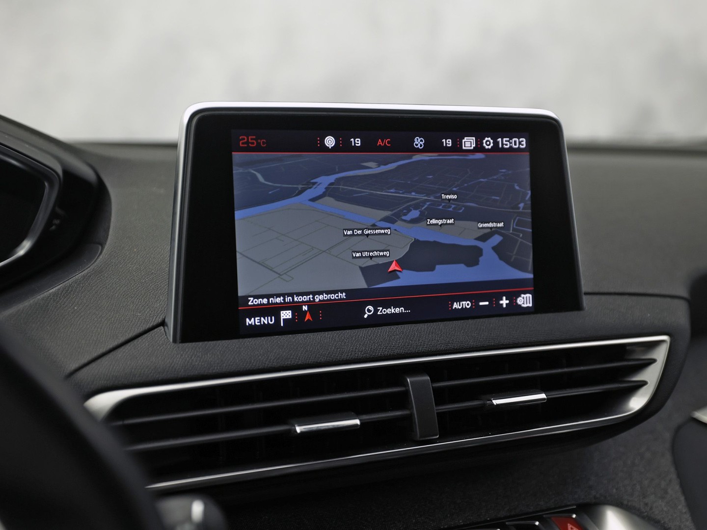 Peugeot 5008 1.2 PureTech GT-Line 7 Persoons Automaat 131Pk (GROOT NAVI, APPLE CARPLAY, 360 CAMERA, SPORTSTOELEN, KEYLESS, VIRTUAL DASHBOARD, LM VELGEN, NIEUWE APK)