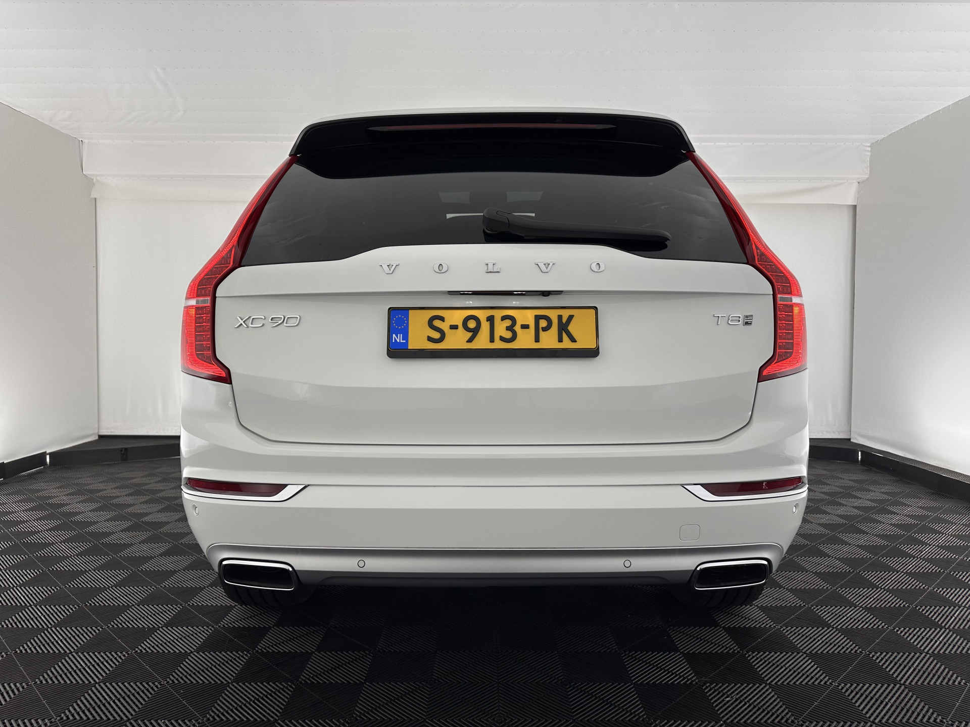 Volvo XC90 2.0 T8 Twin Engine AWD Inscription (7-Pers.) [ Plug-In ] Aut.*PANO | LEATHER | FULL-LED | MEMORY-PACK | DIGI-COCKPIT | HARMAN/KARDON | CAMERA | HEATED-SPORTSEATS | HEAD-UP | LANE-ASSIST | CARPLAY | AIRSUSPENSION | ECC | PDC | CRUISE | TOWBAR |