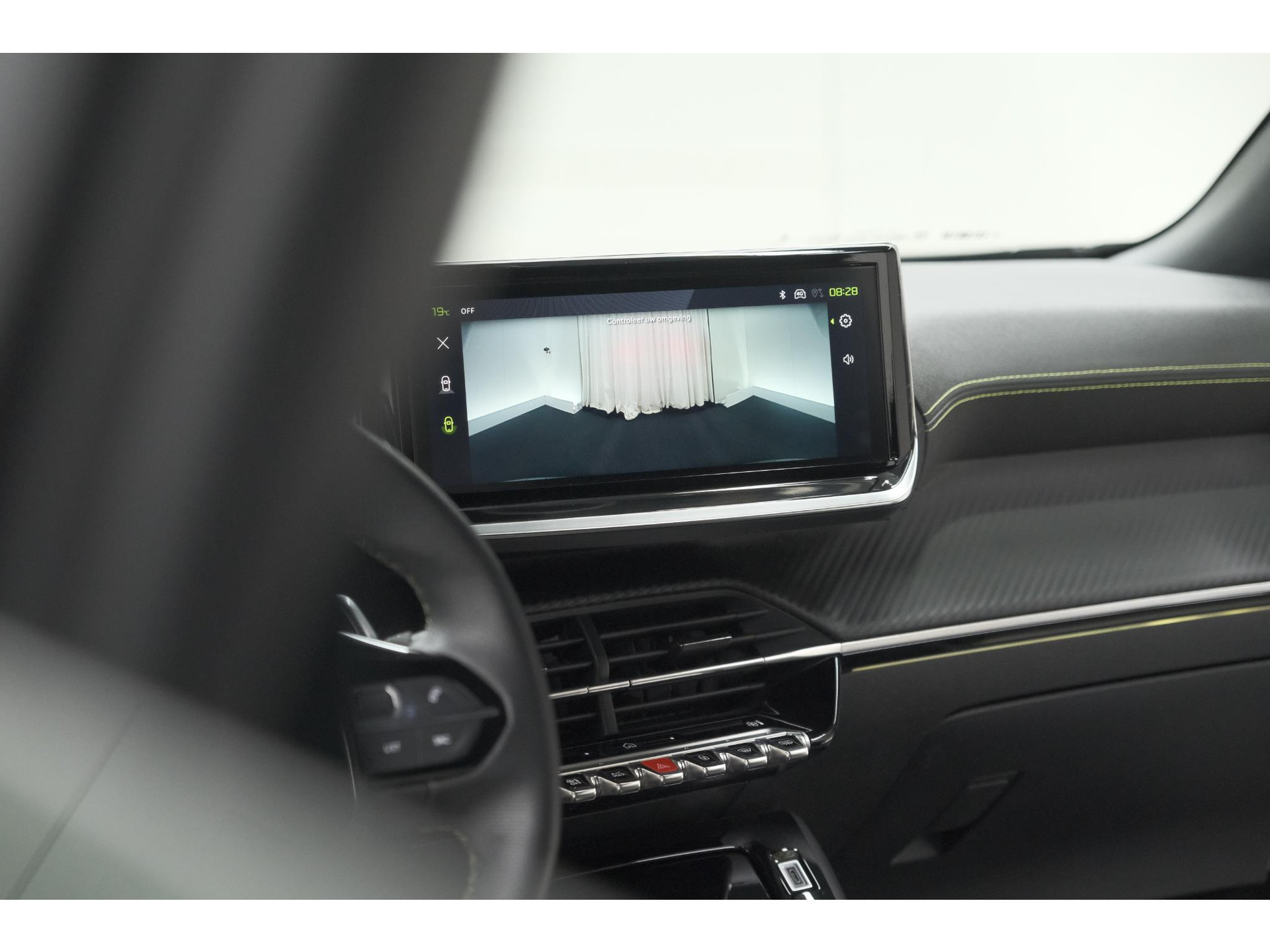 Peugeot 2008 PureTech 130 EAT8 GT | Camera | Apple Carplay | Parkeersensoren | 17 Inch Lichtmetalen Velgen