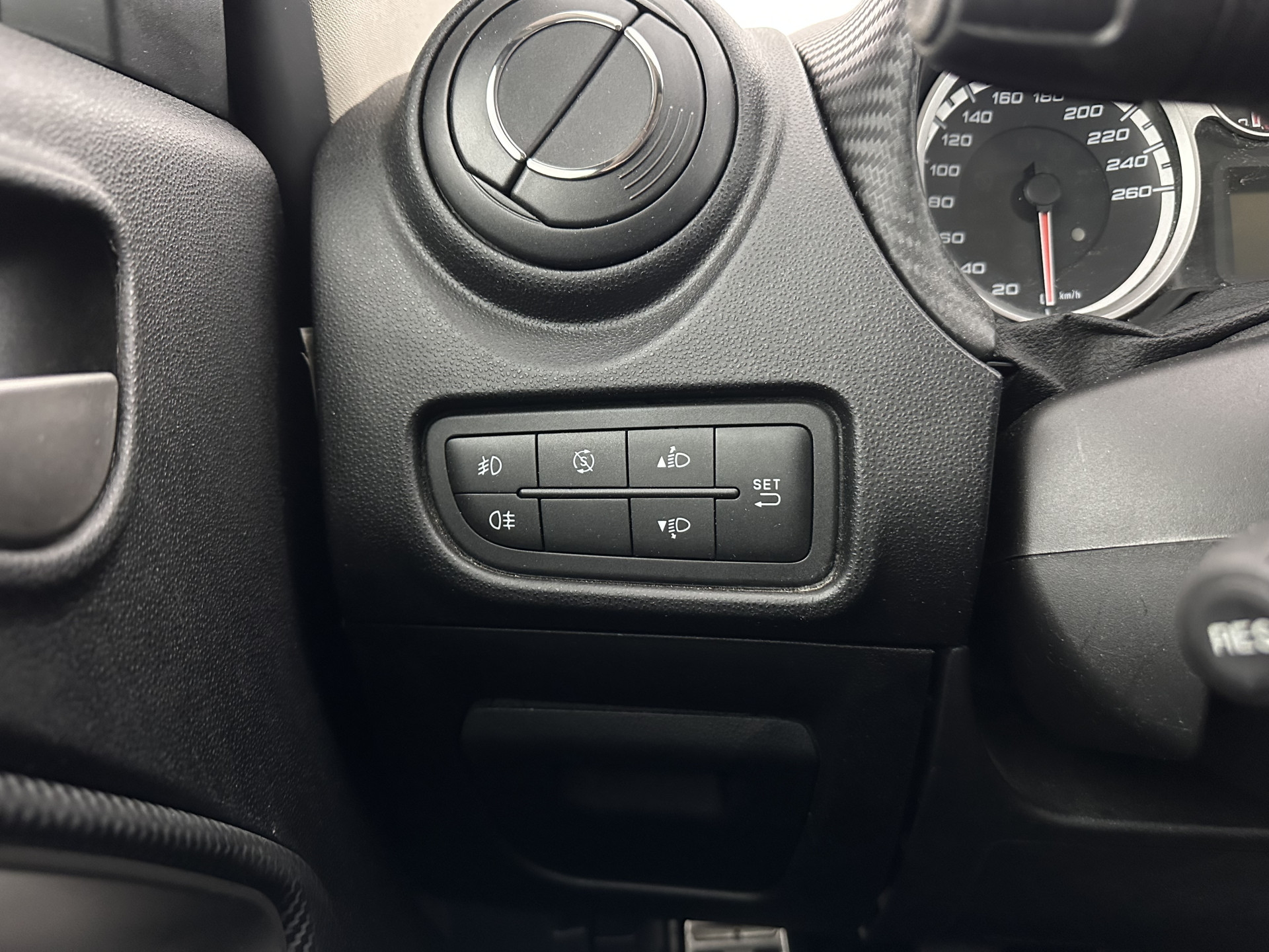 Alfa Romeo MiTo 1.3 JTDM ECO JUNIOR *LEATHER | NAVI-FULLMAP | SPORTSEATS | ECC | AUDIOSYSTEEM-DIGITAL |  PDC | PRIVACYGLASS | CRUISE*