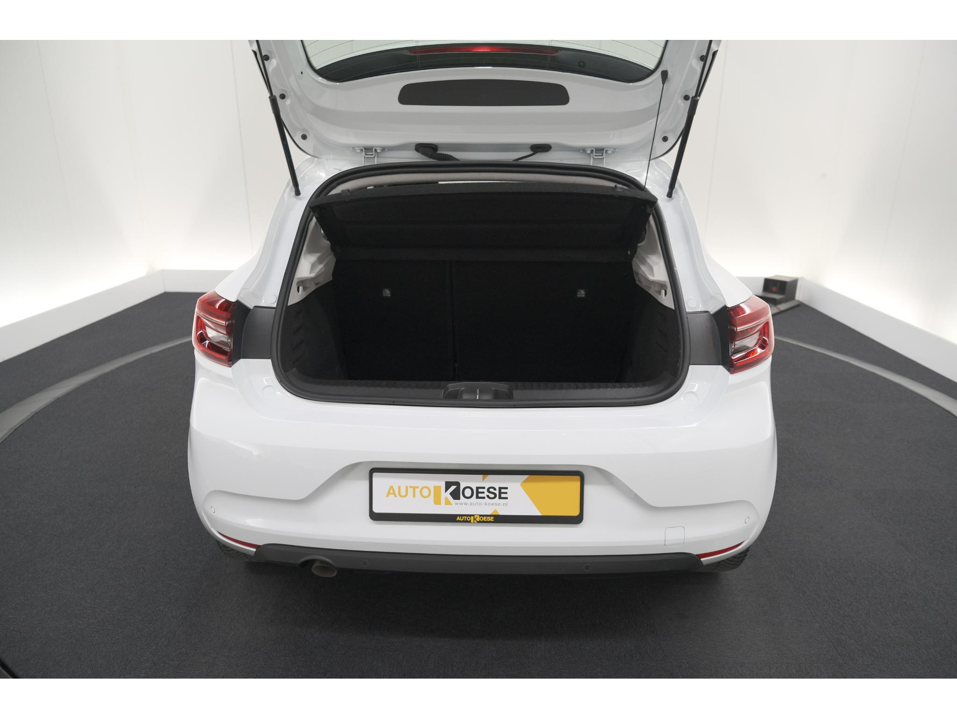 Renault Clio TCe 90 Equilibre | Parkeersensoren | Apple Carplay | Cruise Control | Airco