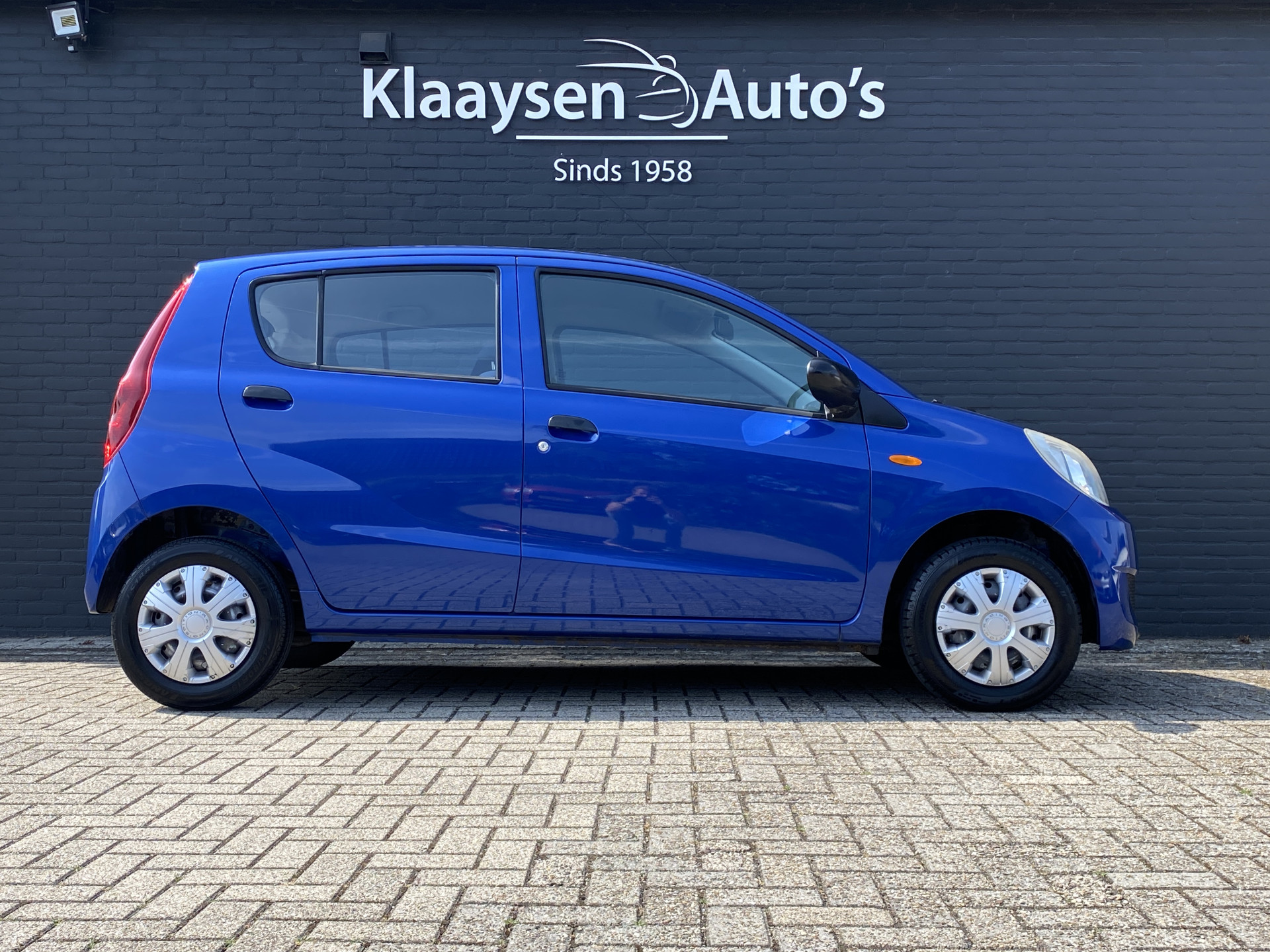 Daihatsu Cuore 1.0 Clever | dealer onderhouden | metallic lak | centrale deurvergrendeling | airbags | NL auto
