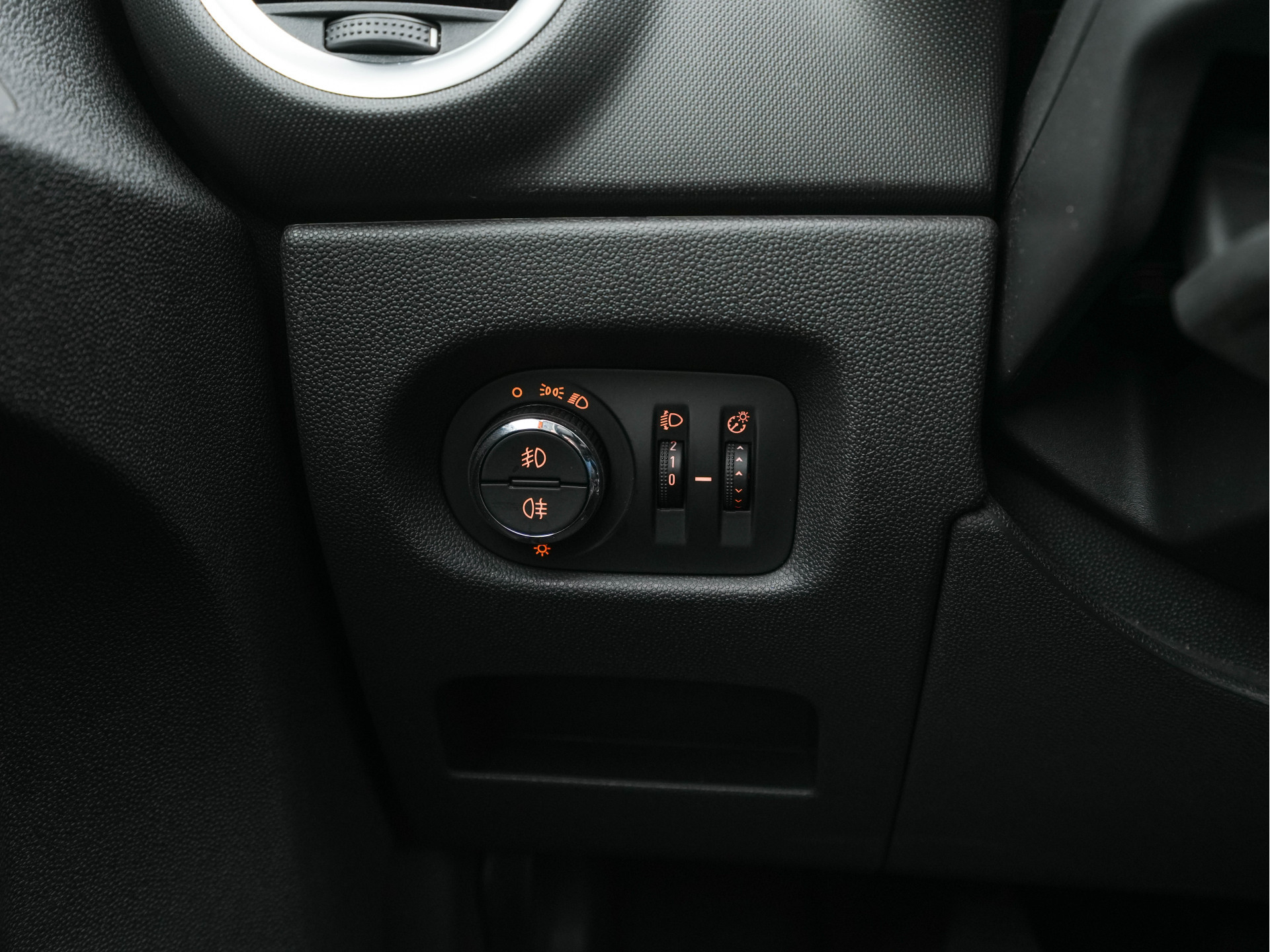 Opel Corsa 1.3 CDTi EcoFlex S/S Cosmo *NAVI-FULLMAP | 1/2-LEATHER | COMFORT-SEATS | CRUISE | PDC | 15''ALU*