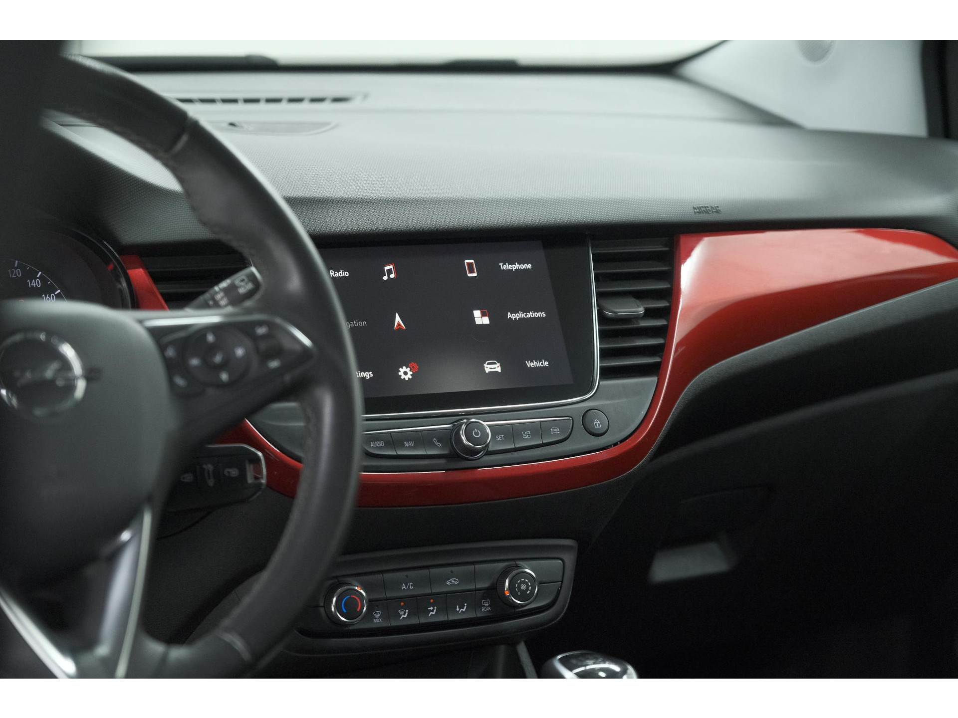 Opel Crossland Turbo 110 GS Line | Trekhaak | Camera | Apple Carplay | Navigatie | Parkeersensoren voor + Achter