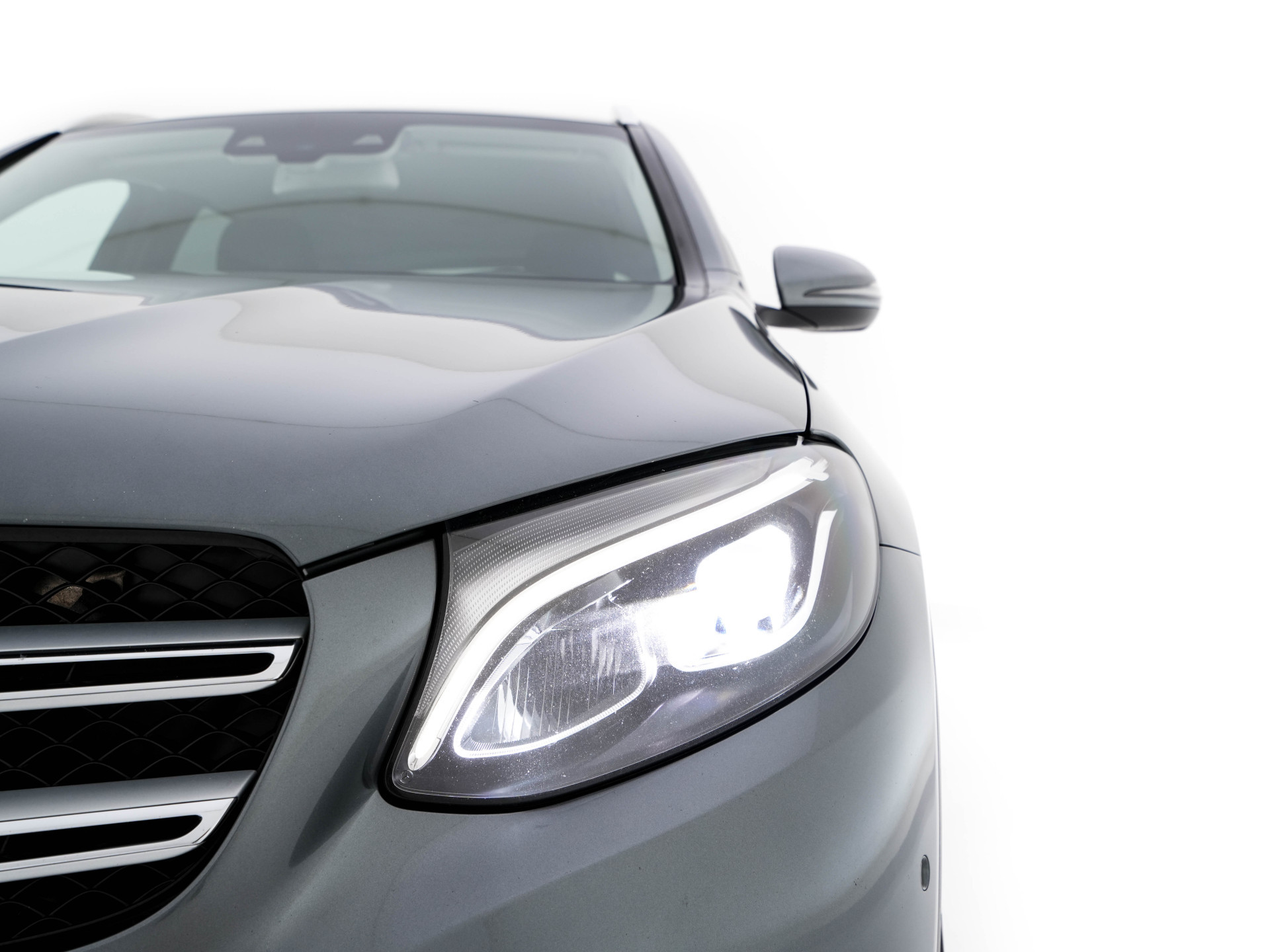 Mercedes-Benz GLC-klasse 350e 4MATIC Premium Plus Plug-in Aut. *LEATHER | FULL-LED | BLIND-SPOT | HEATED-SPORTSEATS | CAMERA | KEYLESS | AIR-SUSPENSION | ADAPTIVE-CRUISE | PRIVACY-GLASS | NAVI-FULLMAP | 20''ALU*