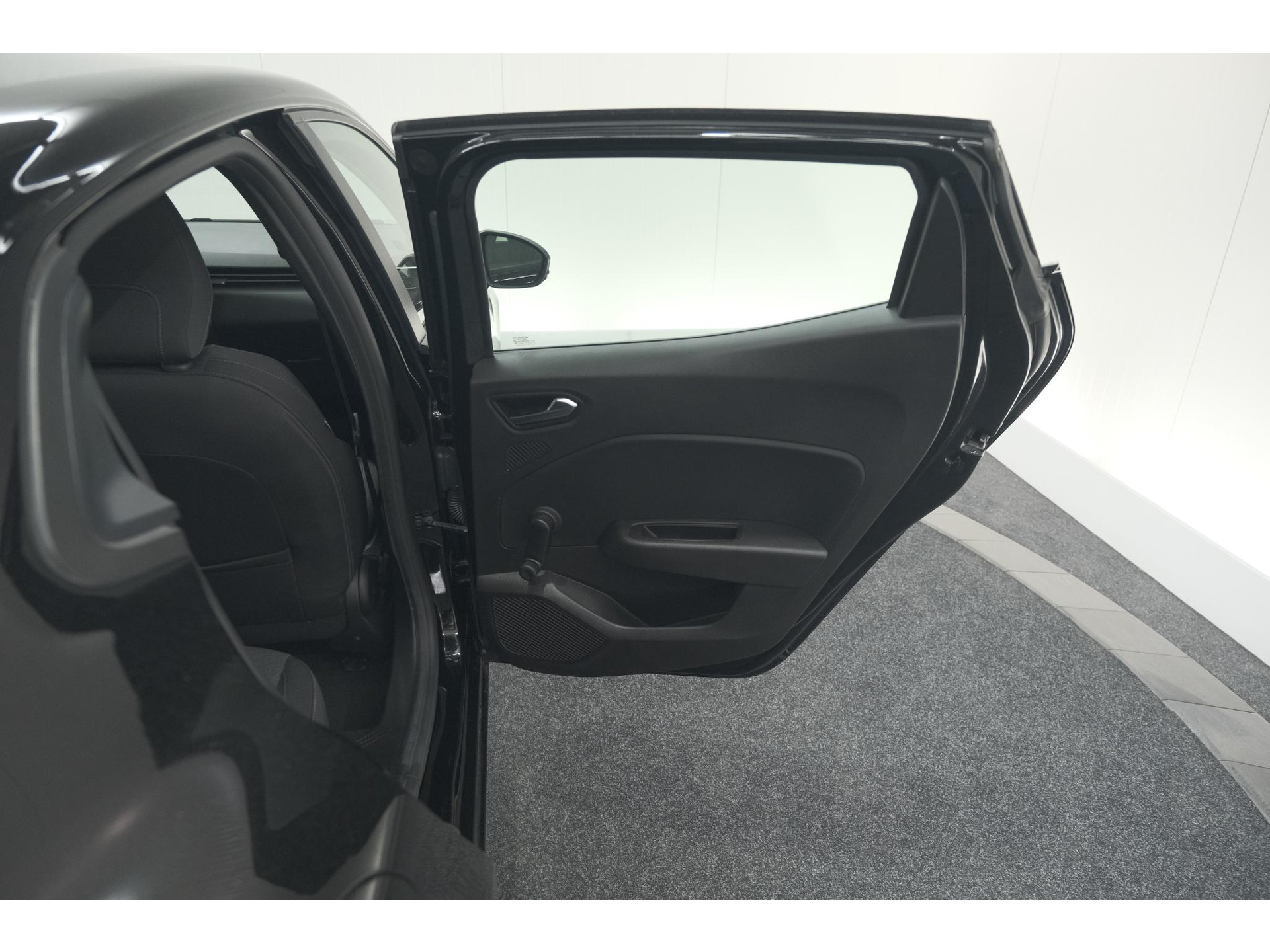 Renault Clio TCe 90 Equilibre | Parkeersensoren | Apple Carplay | Cruise Control