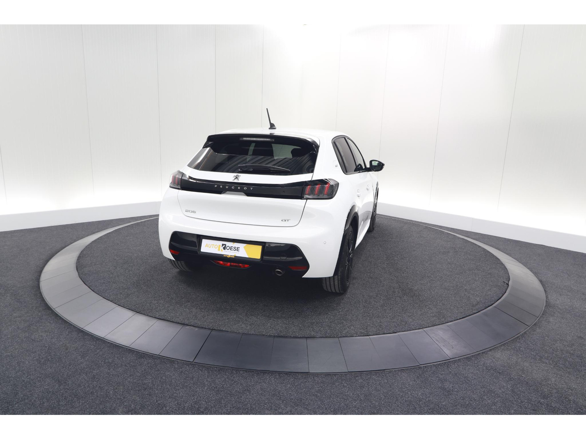 Peugeot 208 PureTech 100 GT | Camera | Navigatie | Sfeerverlichting | Apple Carplay | Parkeersensoren
