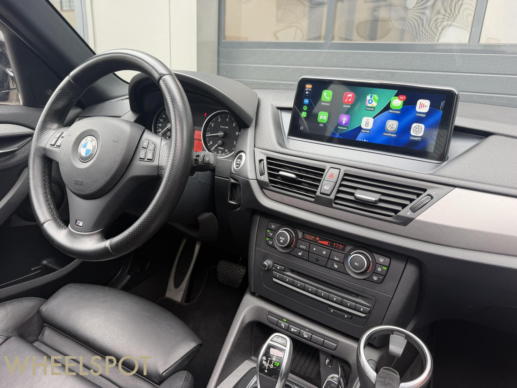 BMW X1 xDrive28i M-Sport|Pano|H&K|Keyless|Memory|Dealer OH