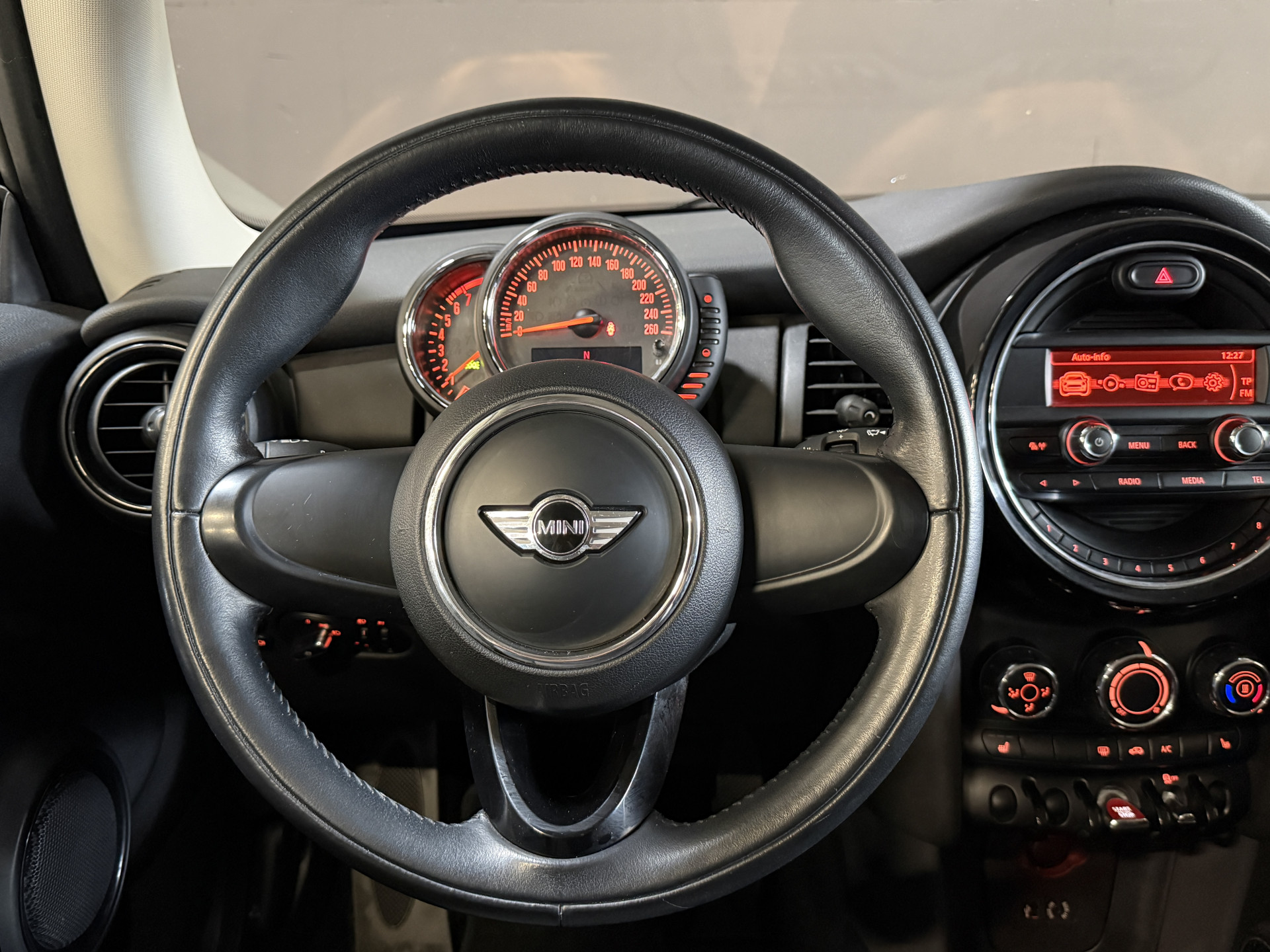 MINI Mini 1.2 One | Stoelverwarming | Airco | Bluetooth