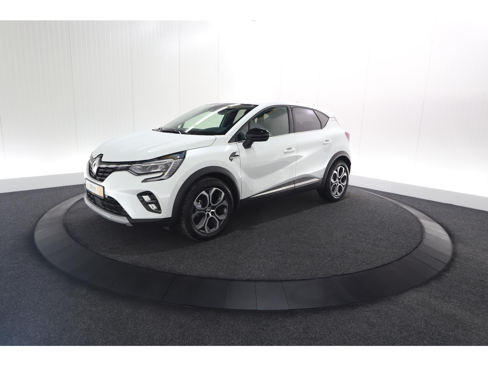 Renault Captur TCe 90 Techno | Camera | Navigatie | Pack Winter | Apple Carplay