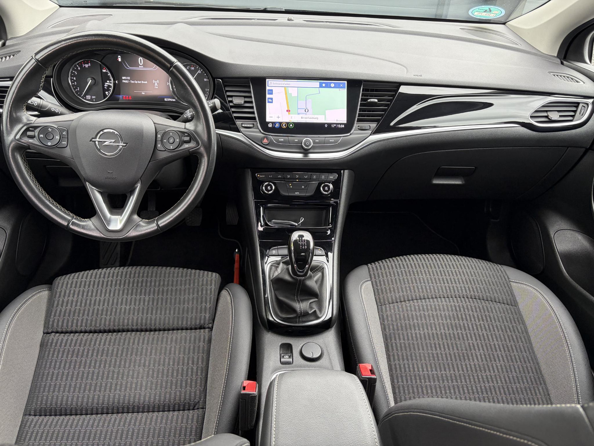 Opel Astra 1.2 Business Elegance 2e Eigenaar l Navi l Camera l Carplay l Keyless l Trekhaak l 110pk l Pdc V+A l Halfleder l 6 Bak l N.A.P l | Lm velgen l Rijstrooksensor l Apk tot 07-2027