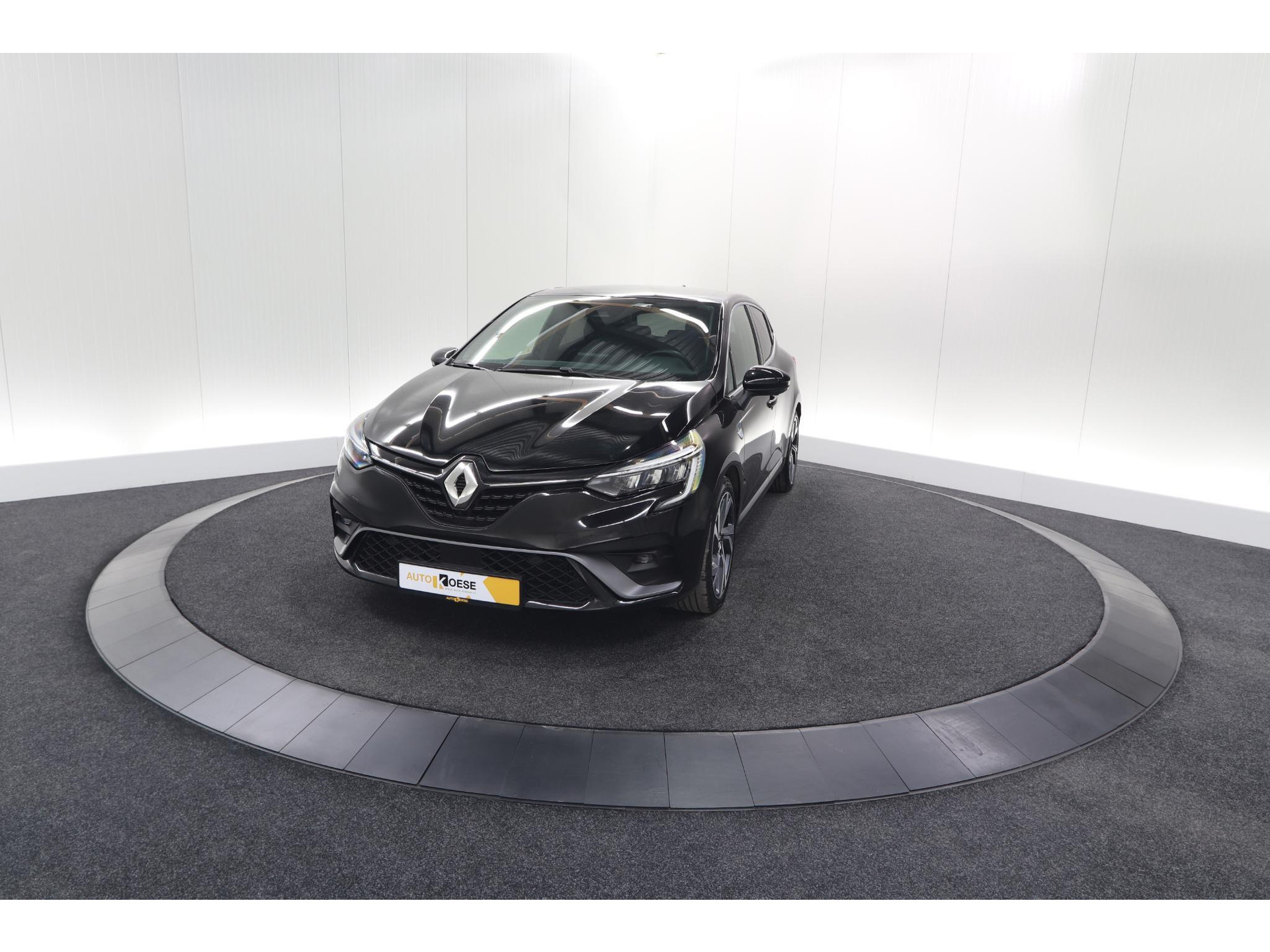Renault Clio 1.6 E-Tech Hybrid 140 R.S. Line | 360 Camera | Apple Carplay | 9.3 Inch Groot Scherm | Sportstoelen