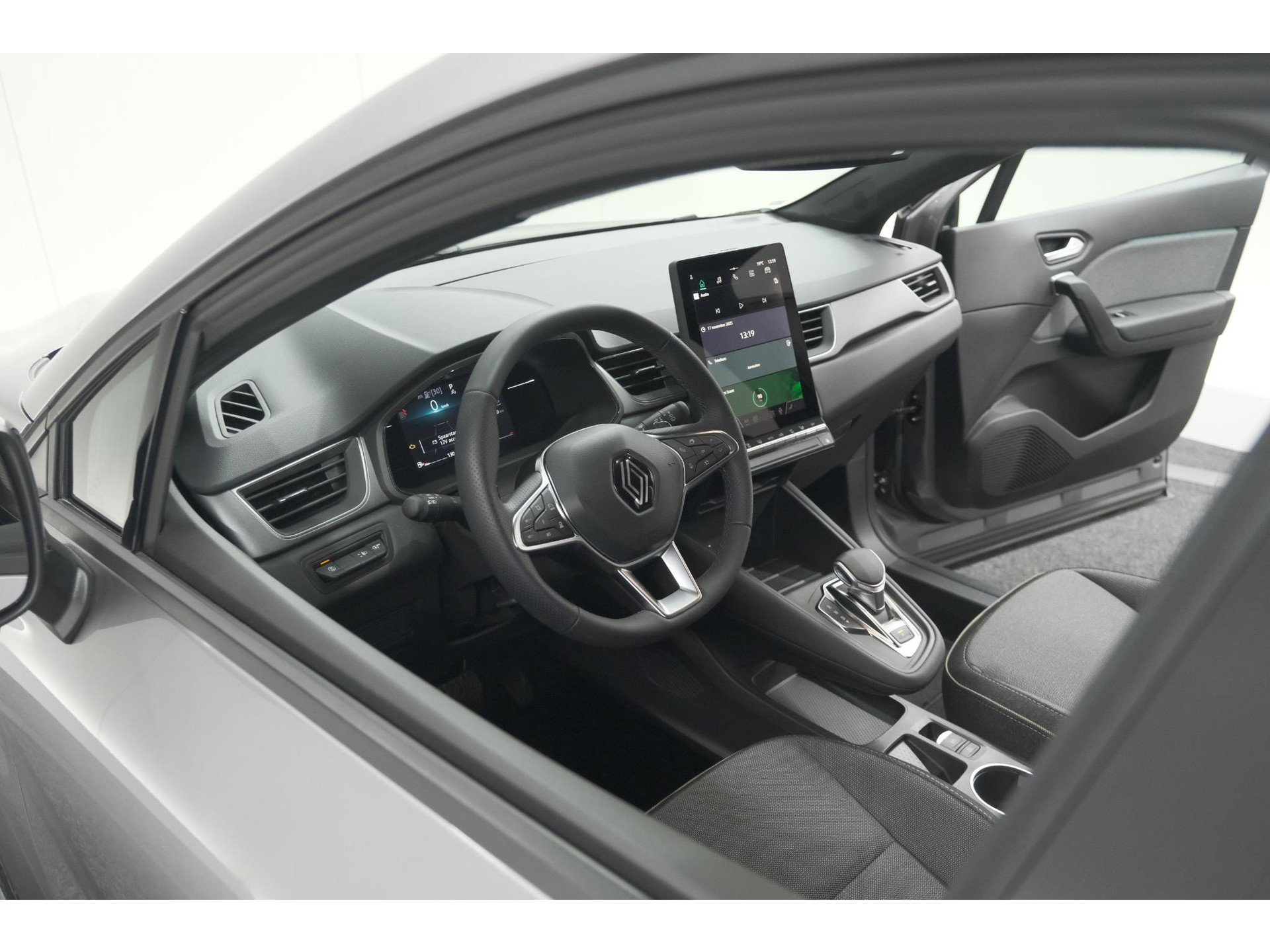 Renault Captur Mild Hybrid 160 EDC Techno | Pack Winter | Camera | Adaptieve Cruise Control | Apple Carplay