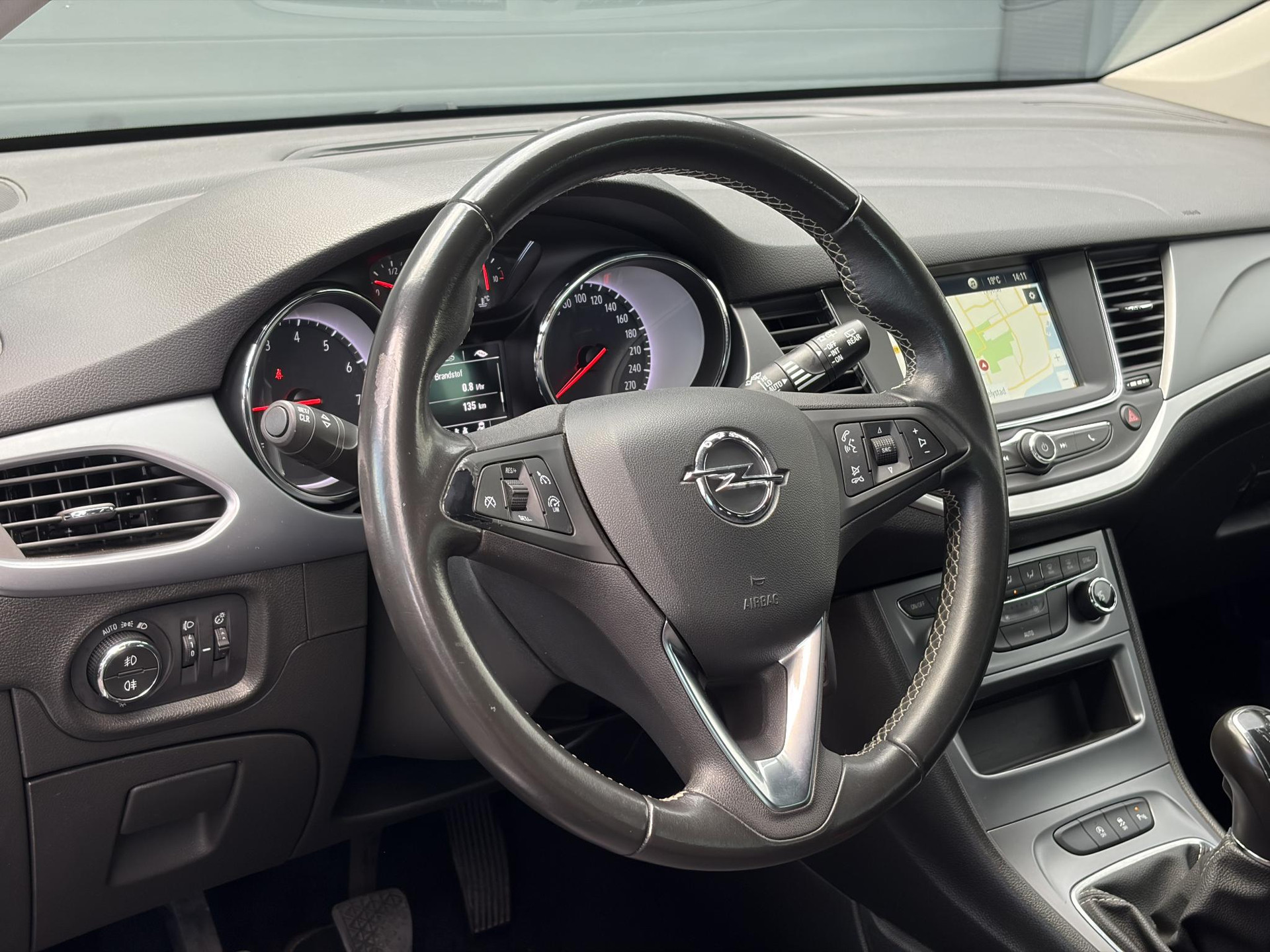 Opel Astra Sports Tourer 1.4 Turbo 120 Jaar Edition ✓150pk✓Carplay✓Navi✓Trekhaak✓Pdc V+A✓Clima✓Cruise✓6 Bak✓Lm velgen✓N.A.P✓Apk tot 02-2028