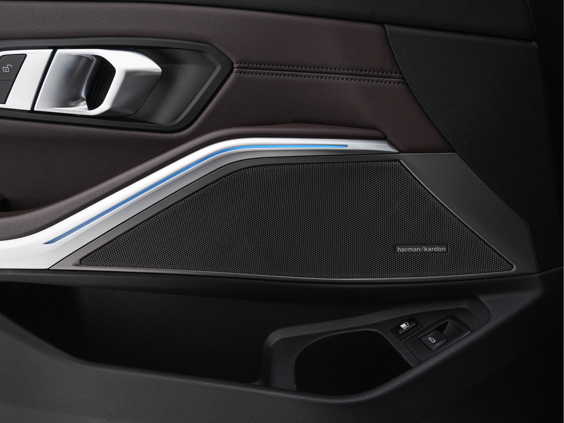 BMW 3-serie Touring 320e M-Sportpack Business Edition Plus (Plug-In) (INCL-BTW) *PANO | LASER-LED | LEATHER | HEATED-SPORTSEATS | HARMAN/KARDON | VIRTUAL-COCKPIT | AMBIENT-LIGHT | NAVI-FULLMAP | DAB+ | 18''ALU*