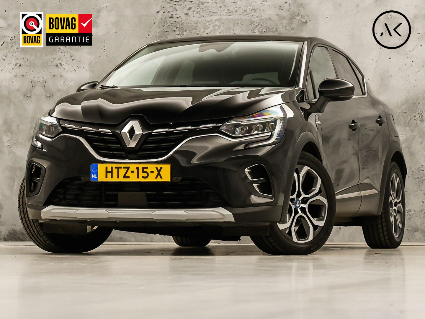 Renault Captur 1.6 E-Tech Plug-in Hybrid 160 Sport 160Pk Automaat (VIRTUAL COCKPIT, APPLE CARPLAY, GROOT NAVI, CAMERA, SPORTSTOELEN, LEDER, GETINT GLAS, LANE ASSIST, NIEUWSTAAT)