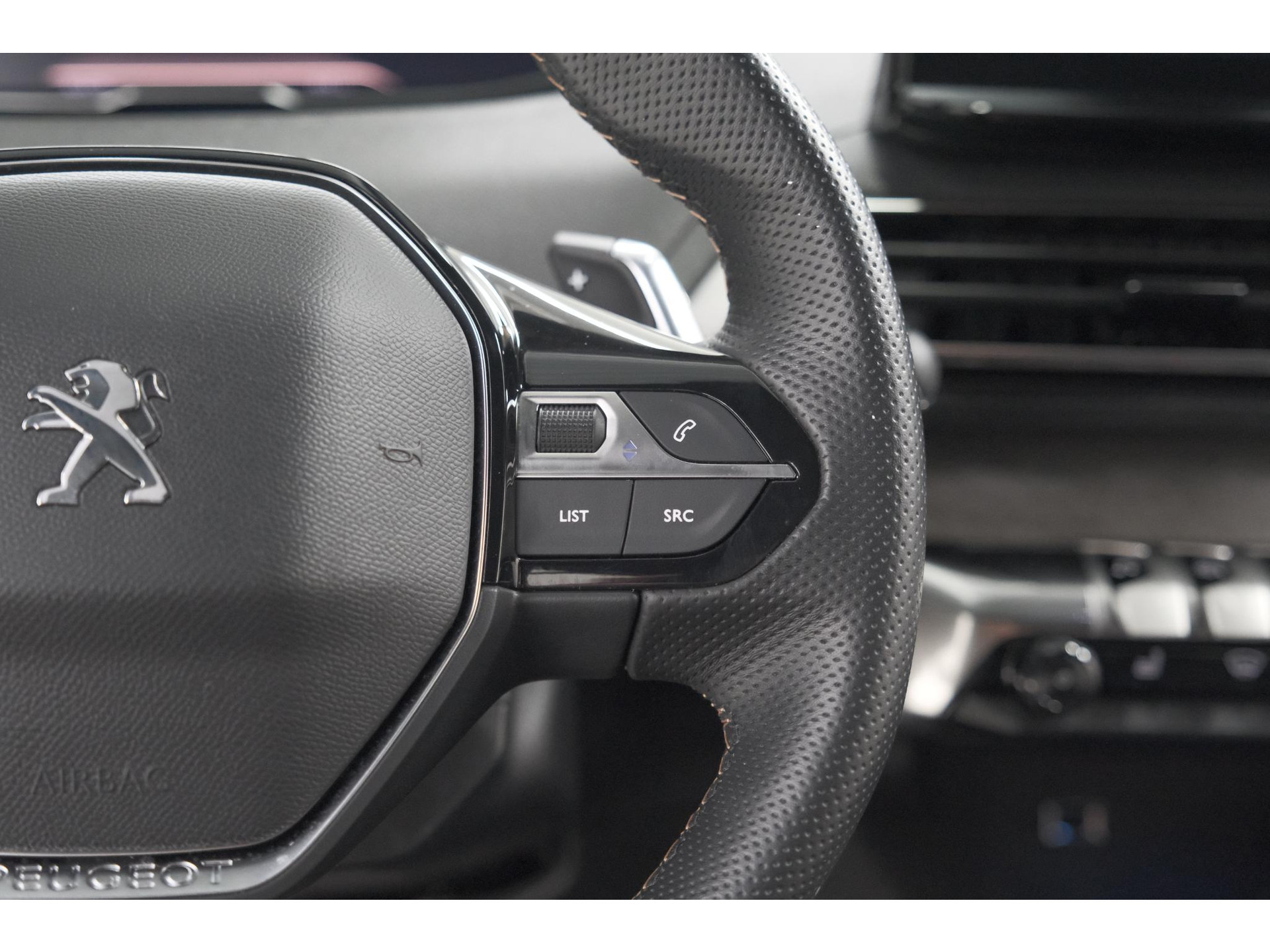 Peugeot 3008 PureTech 130 EAT8 GT | Camera | Dodehoekdetectie | Adaptieve Cruise Control