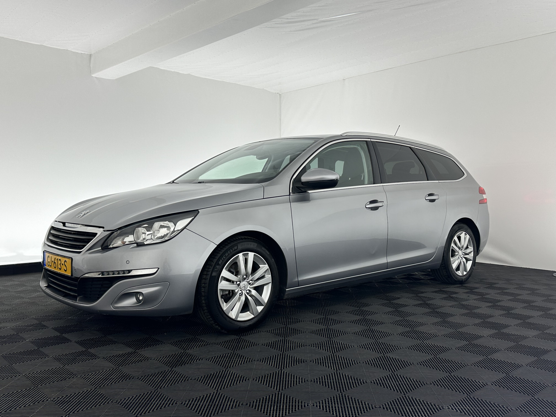 Peugeot 308 SW 1.6 BlueHDI Blue Lease Executive Pack *PANO | CAMERA | NAVI-FULLMAP | ECC | PDC | CRUISE | LANE-ASSIST | COMFORT-SEATS | 16"ALU*