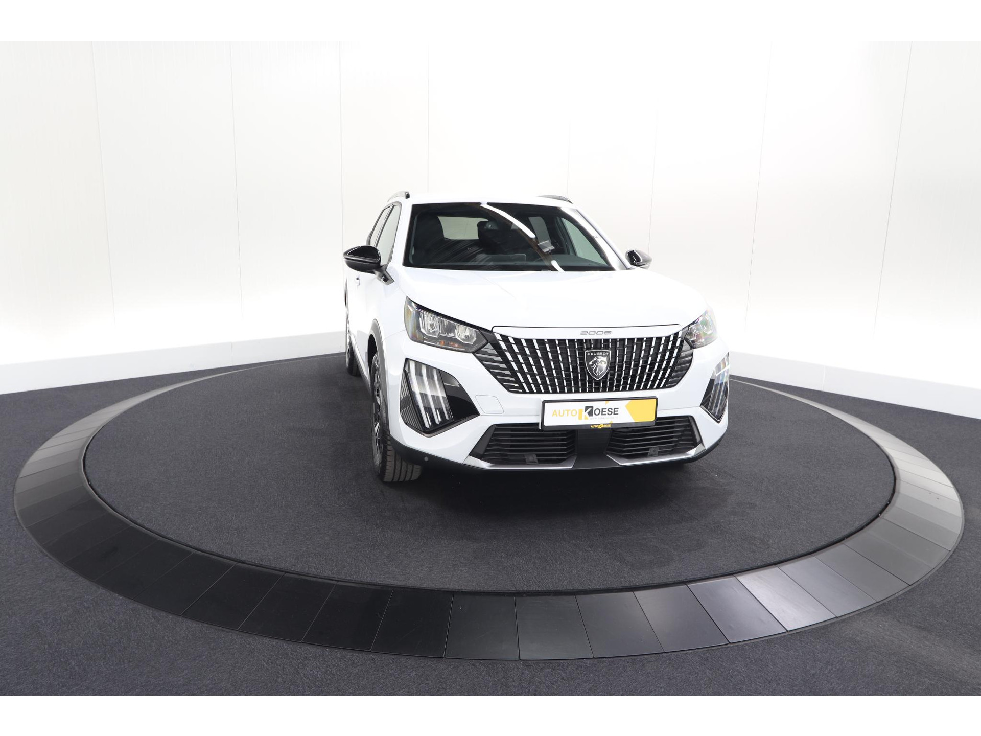 Peugeot e-2008 EV Allure 54 kWh | 97,9% SOH | 11 KW Lader | Apple Carplay | Parkeersensoren