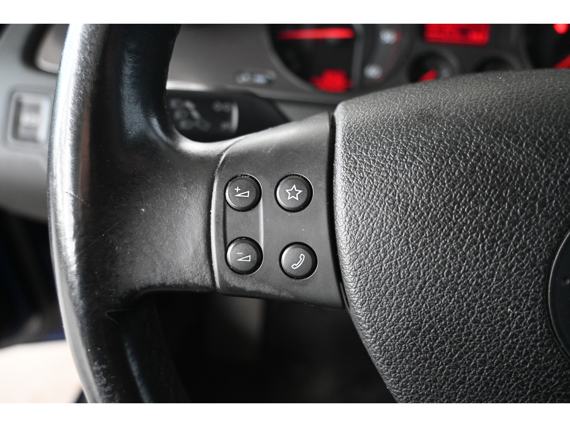 Volkswagen Passat Variant 1.9 TDI Trendline BlueMotion Airco Cruise control Trekhaak Inruil Mogelijk!