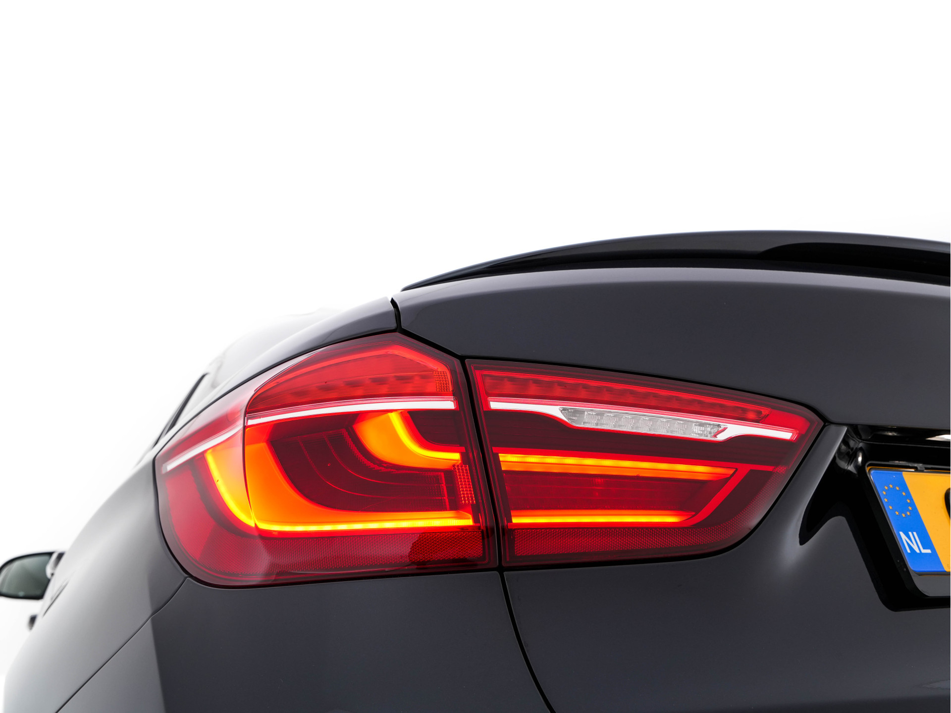 BMW X6 M Sport-Pack Innovation-Pack [ CHIP-TUNING 680-PK/850-Nm ] Aut. *LUXURY-LEATHER | NIGHT-VISION | TOPVIEW | MEMORY-PACK | HARMAN/KARDON-AUDIO | HEAD-UP | SOFT-CLOSE |  BLIND-SPOT | DAB+ | FULL-LED | NAVI-FULLMAP | HEATED-SPORTSEATS | SHIFTPADDLES |