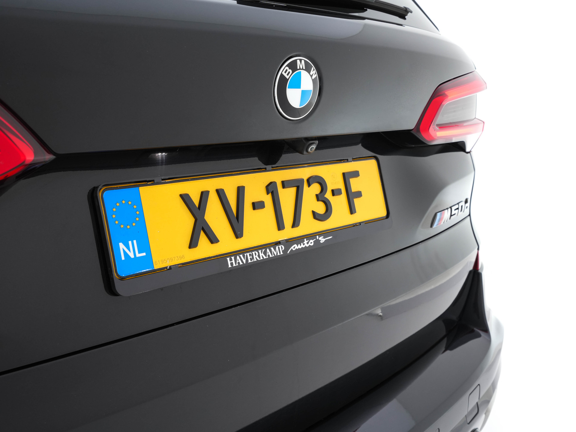 BMW X5 M50d High Executive M-Sportpack Aut. *PANO | HEAD-UP | DESIGN-LEATHER | LASER-LIGHT | TOP-VIEW | HARMAN/KARDON | MEMORY-PACK | DIGI-COCKPIT | DAB+ | HEATED-COMFORTSEATS | NAVI-FULLMAP | KEYLESS | TOWBAR | 21''ALU*