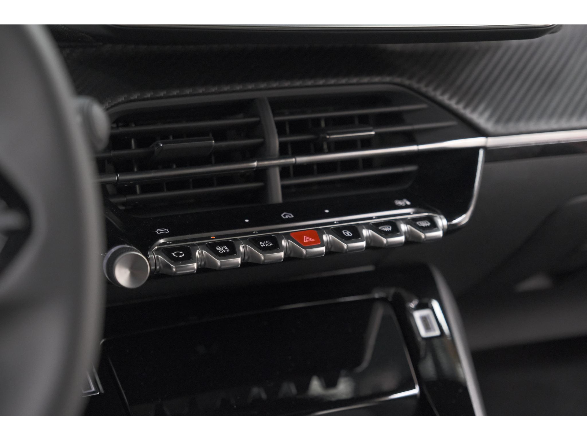 Peugeot 2008 Hybrid 145 e-DCS6 Allure | 360 Camera | Adaptieve Cruise Control | Navigatie | Dodehoekdetectie